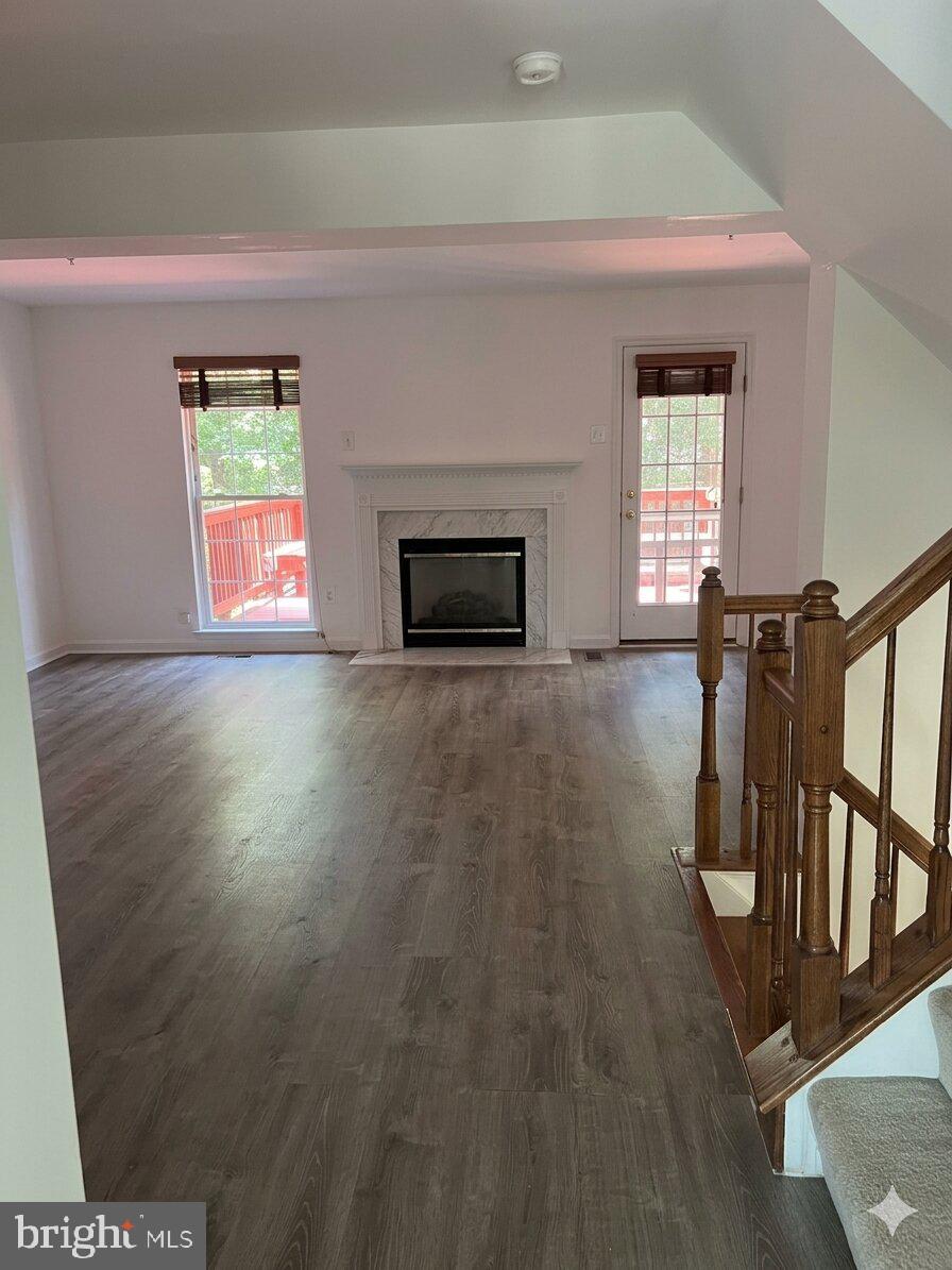 KINGSVIEW RIDGE - Residential