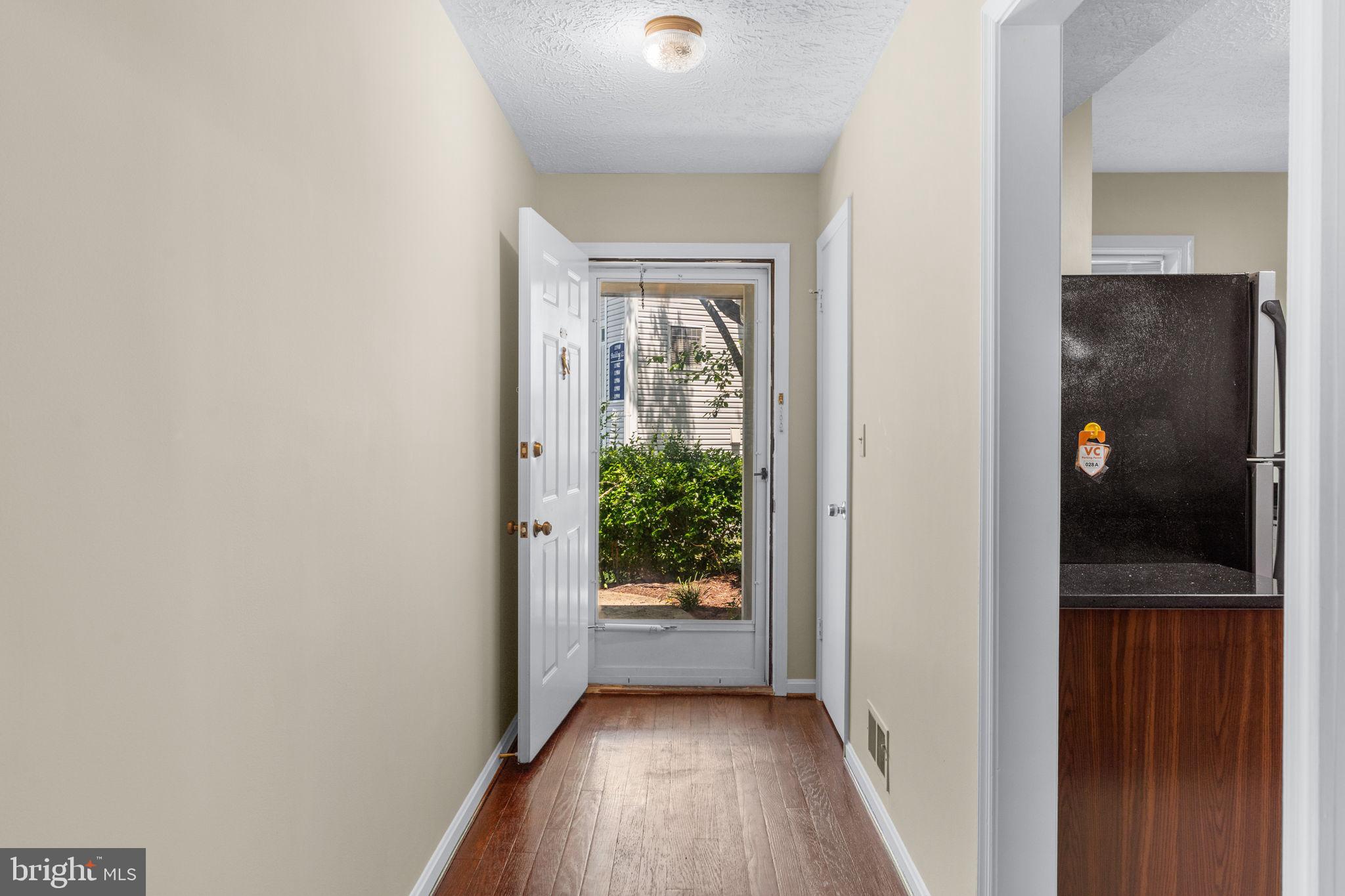 VININGS CONDO - Residential