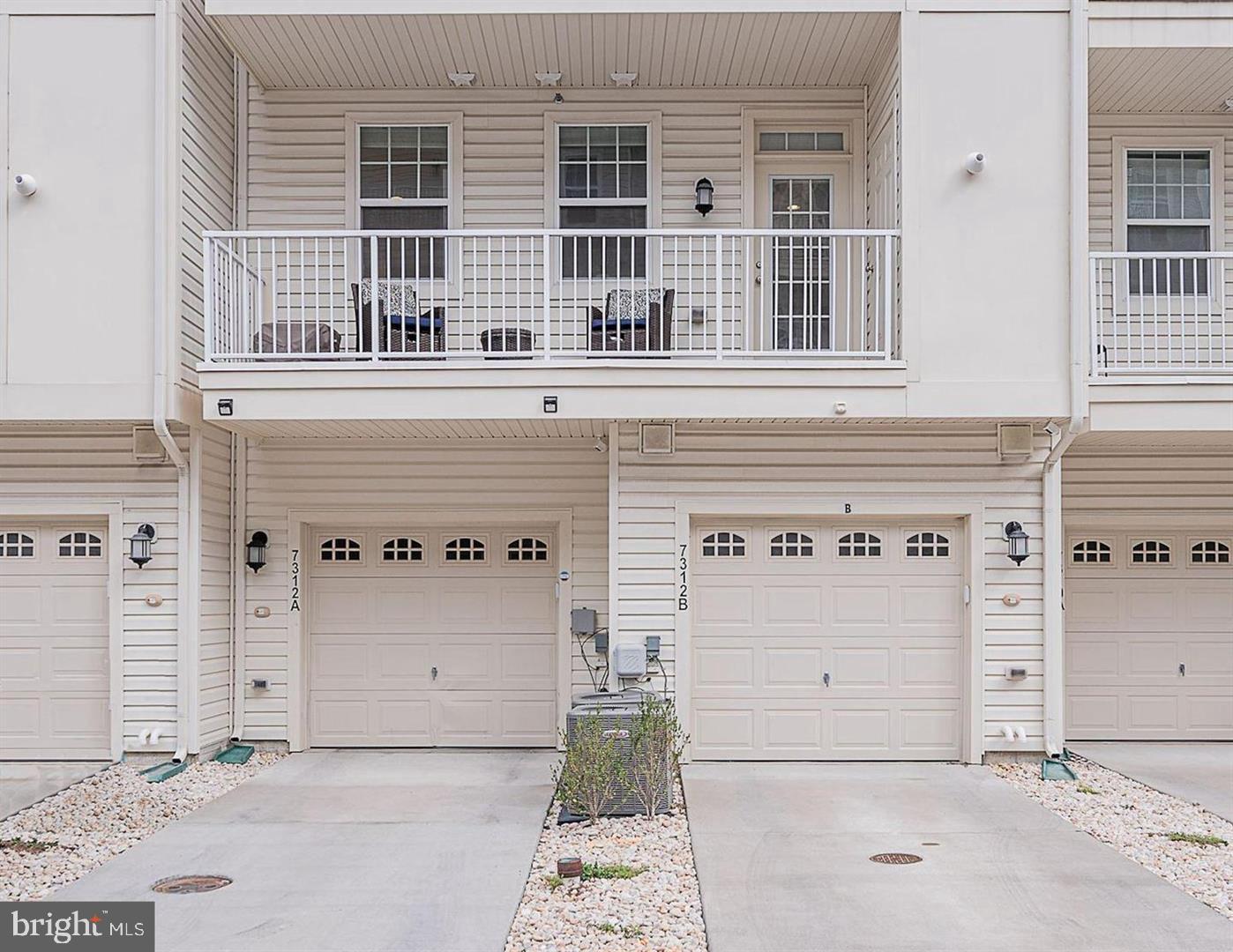 OXFORD SQUARE - Residential