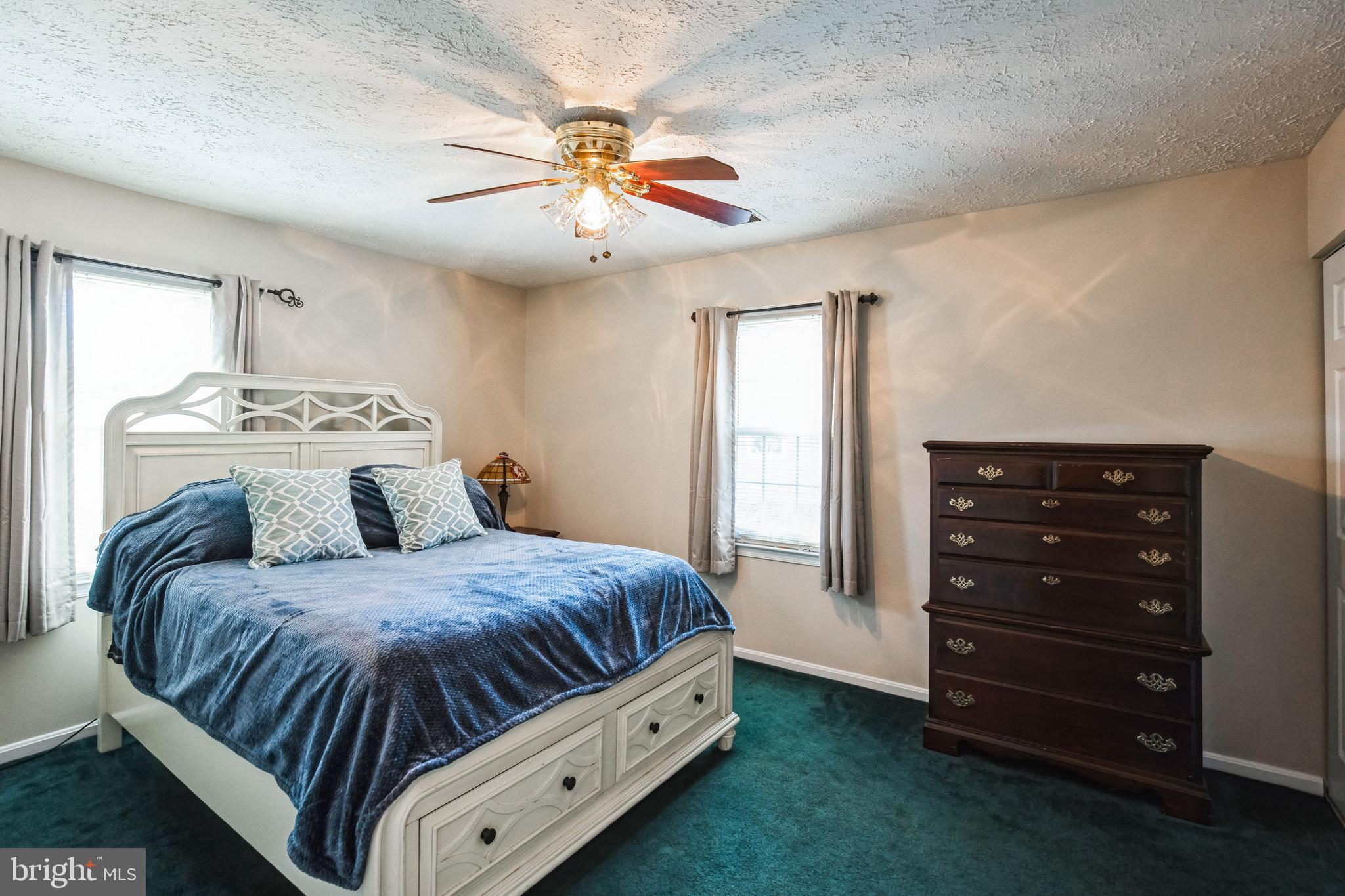 SENTRY WOODS/HUNTINGTON - Residential