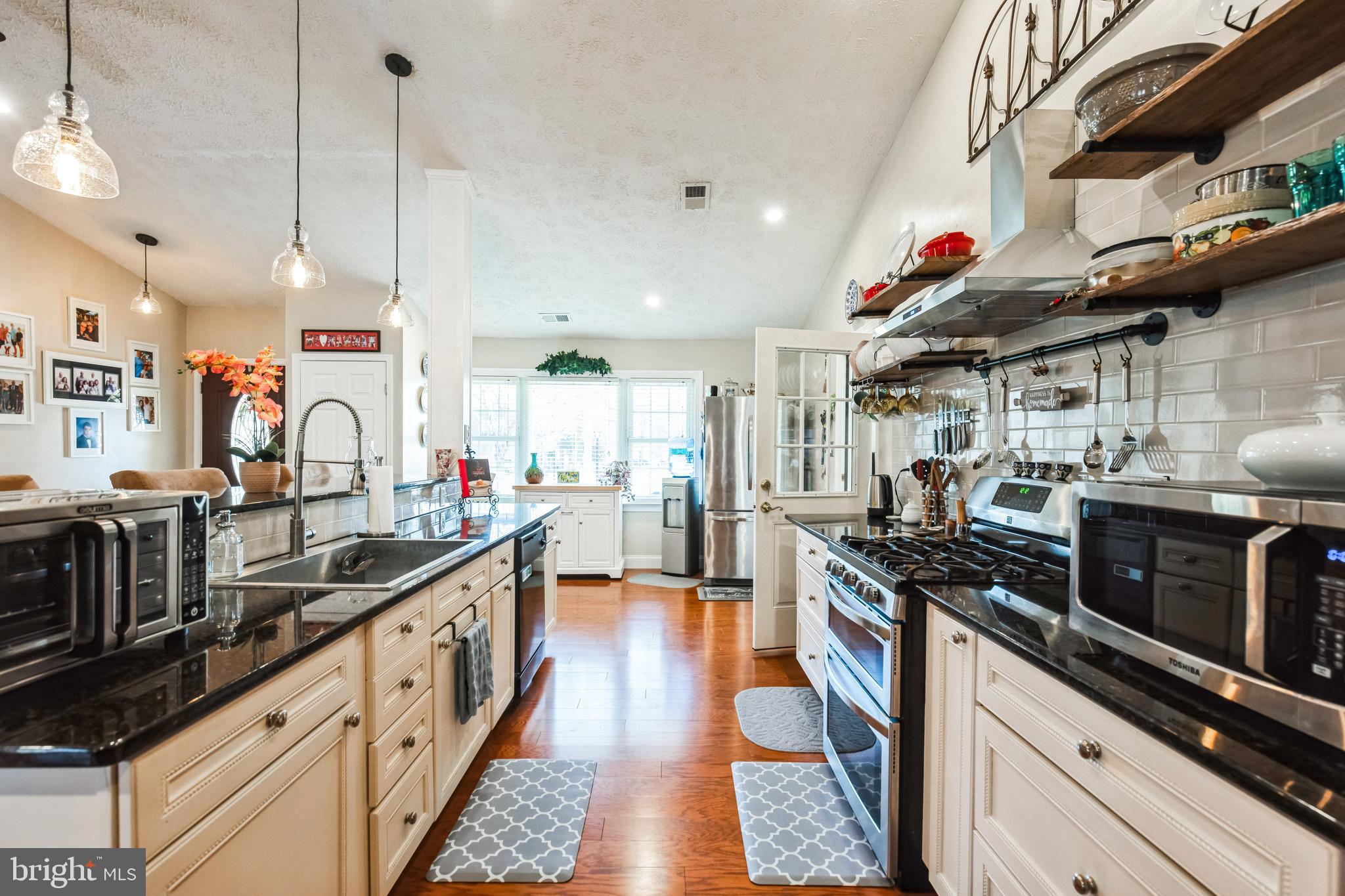 SENTRY WOODS/HUNTINGTON - Residential