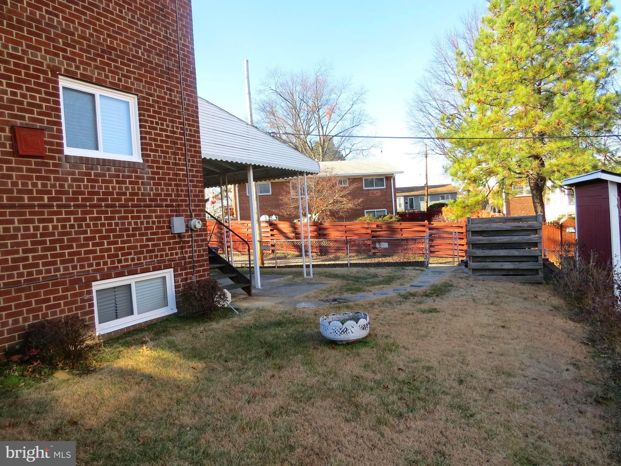RIGGS PARK - Residential