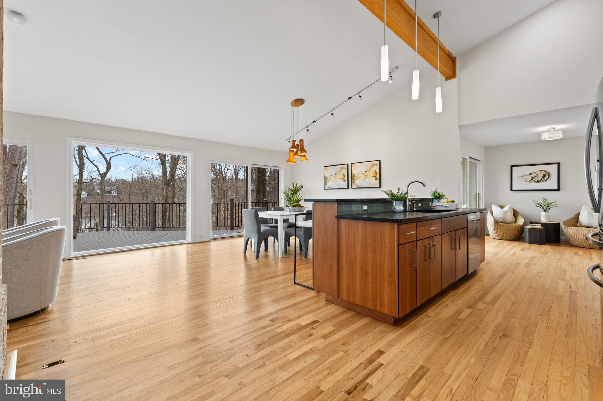 DOWNS ON THE SEVERN - Residential