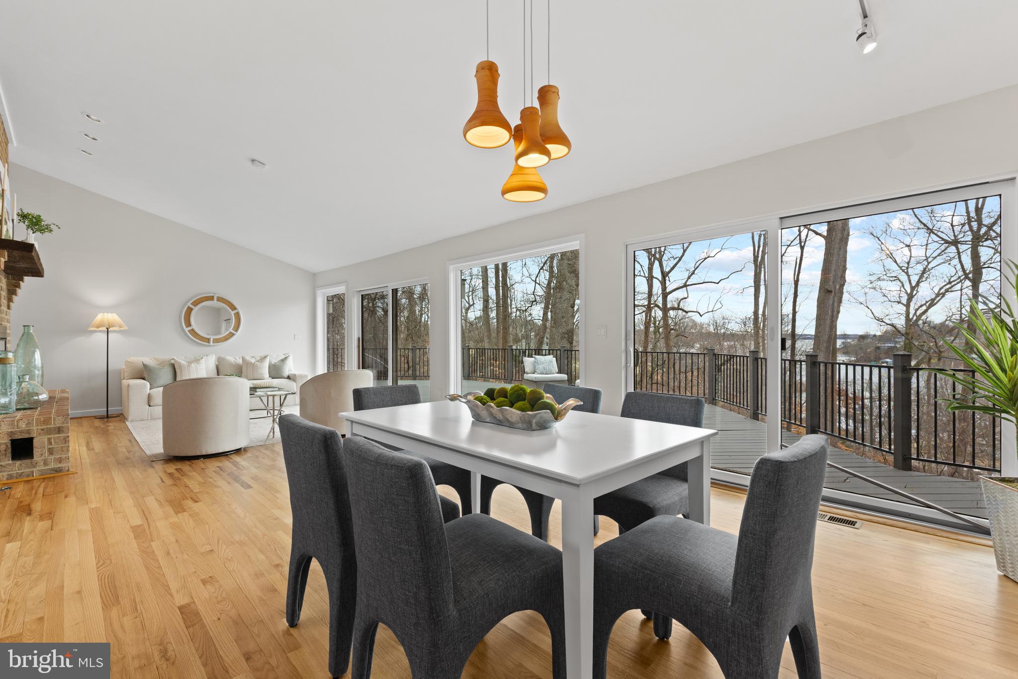 DOWNS ON THE SEVERN - Residential