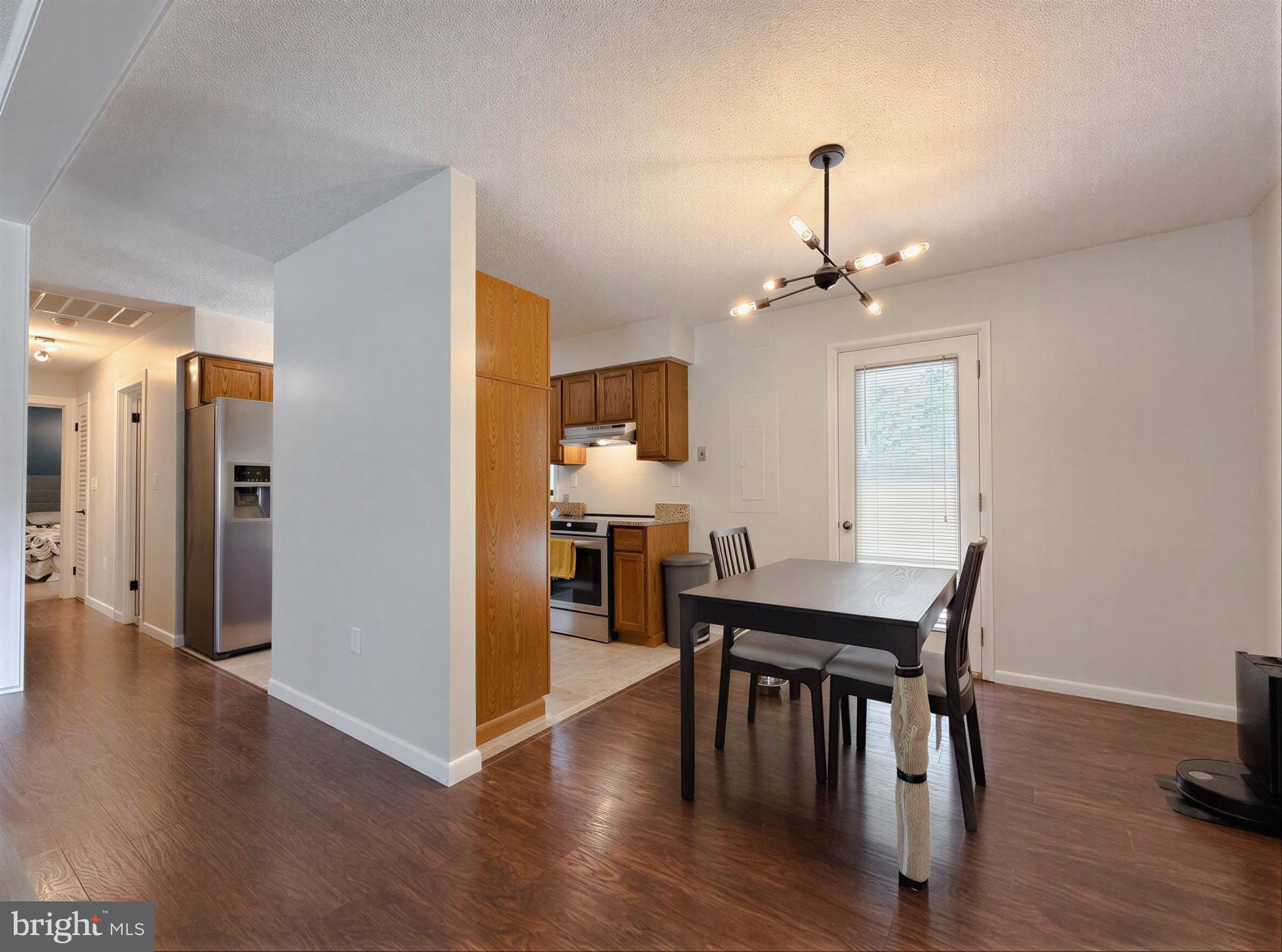 CEDAR COVE - Residential