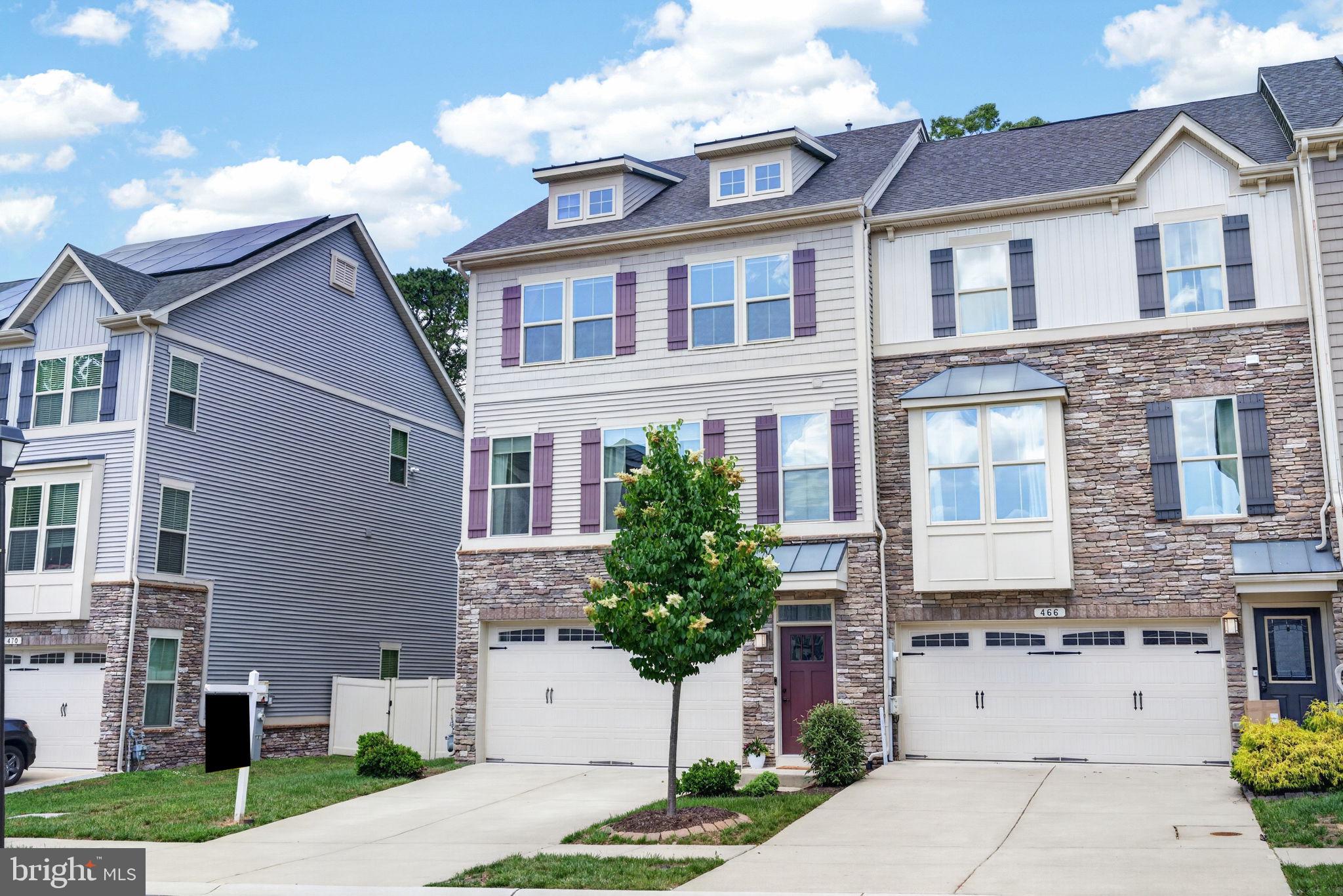 PONDVIEW - Residential