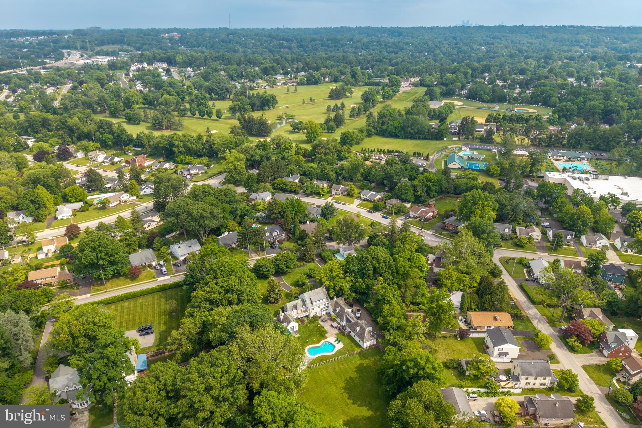FLOURTOWN - Residential