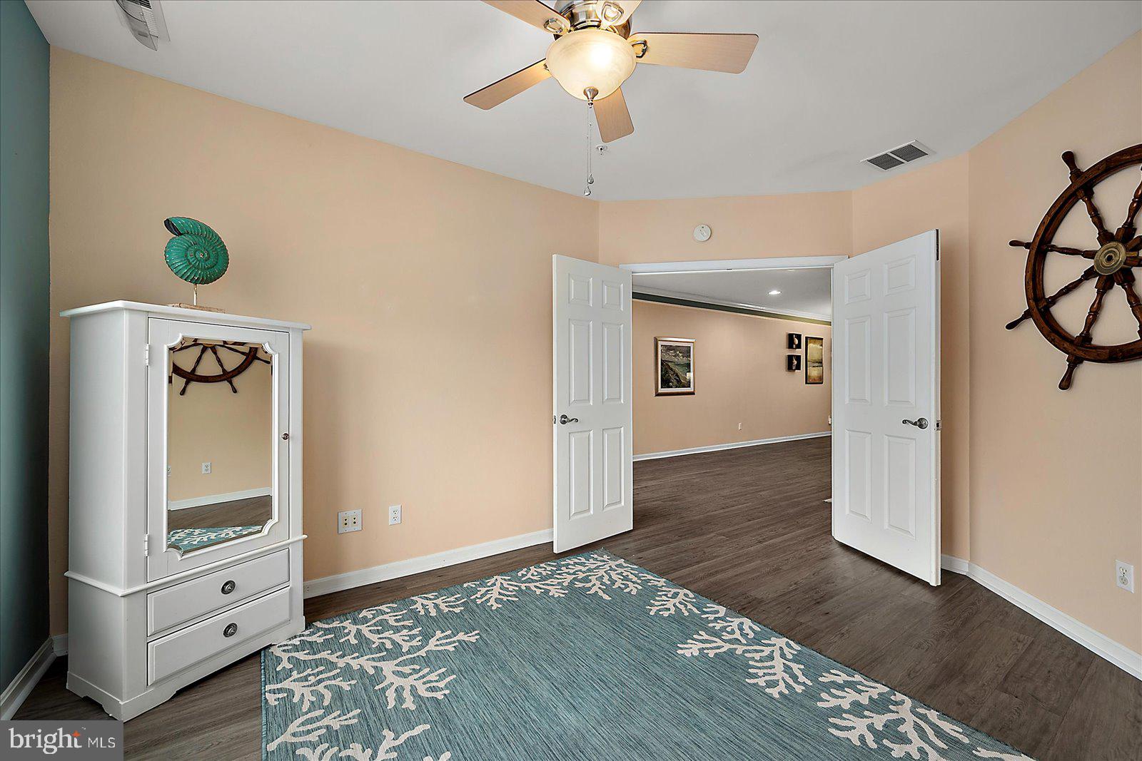 BAYSIDE - Residential
