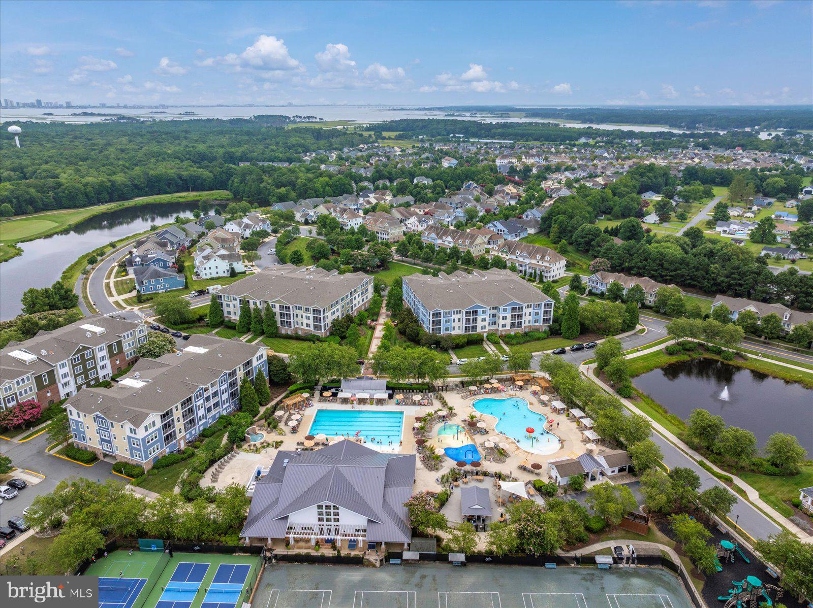 BAYSIDE - Residential
