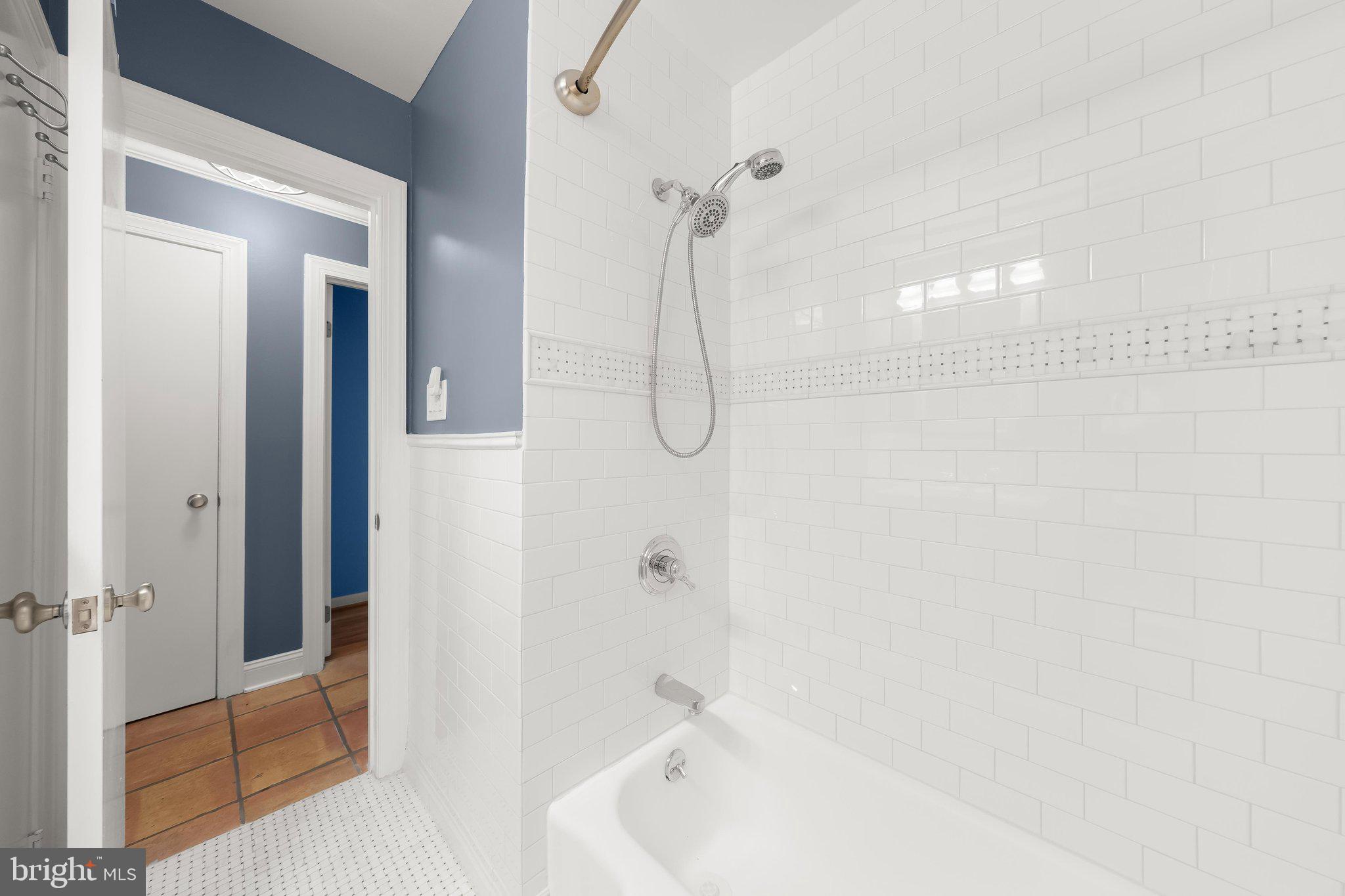 GLEN ECHO HEIGHTS - Residential