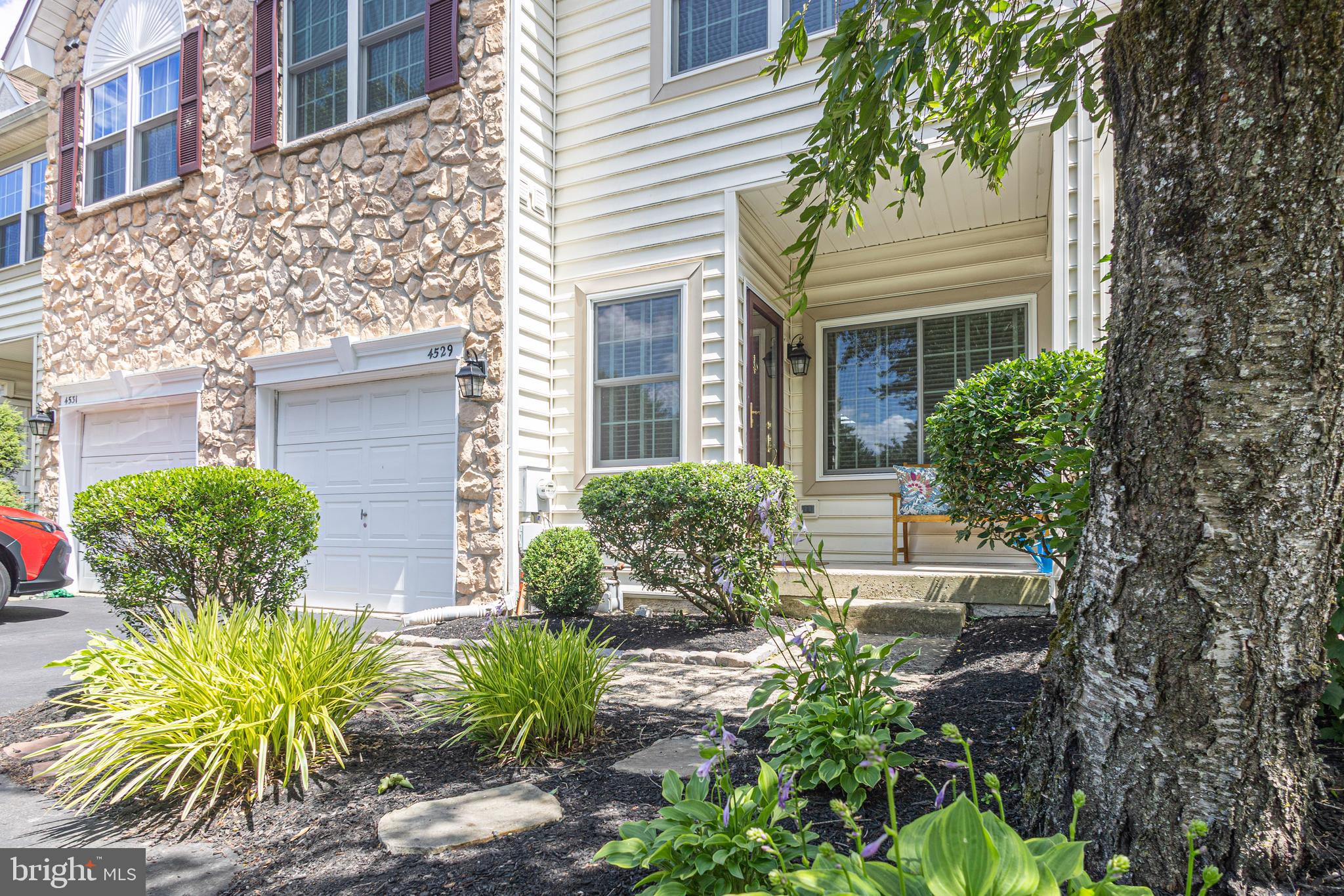 SUMMER HILL - Residential