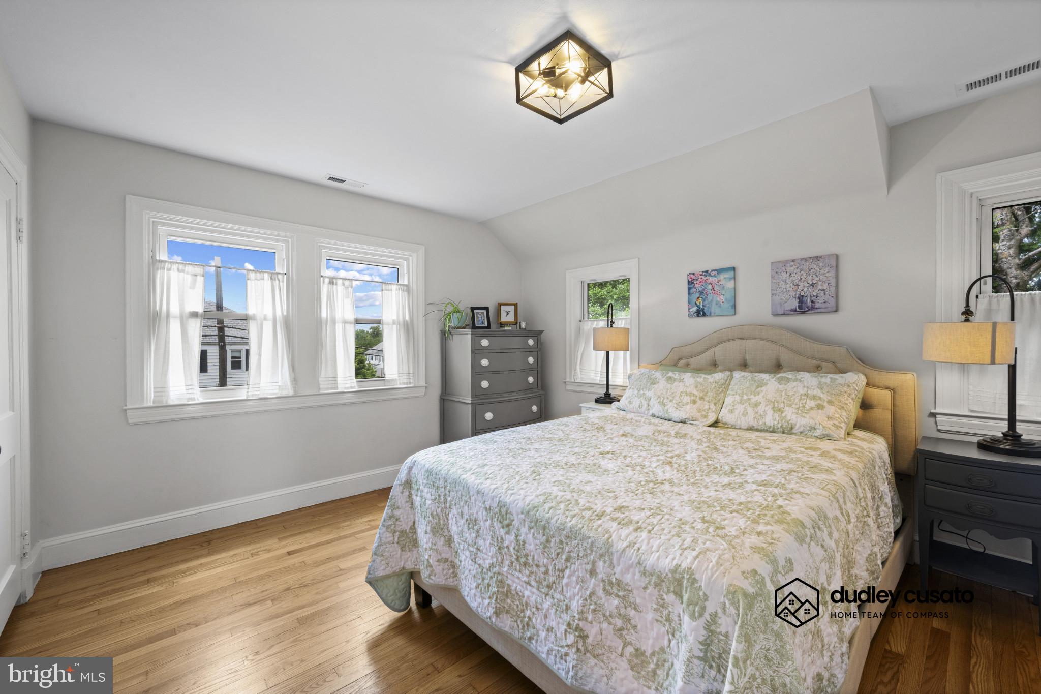 TOWSON - Residential