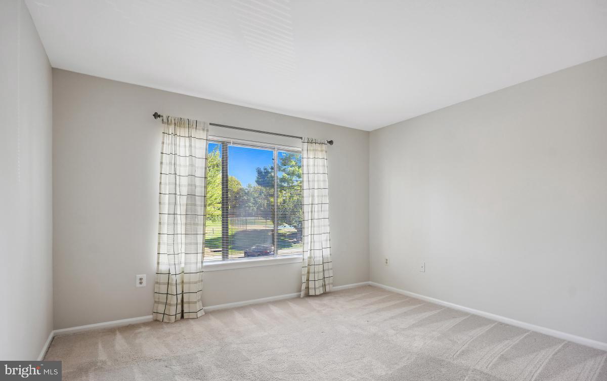 BATTERY HEIGHTS - Residential Lease