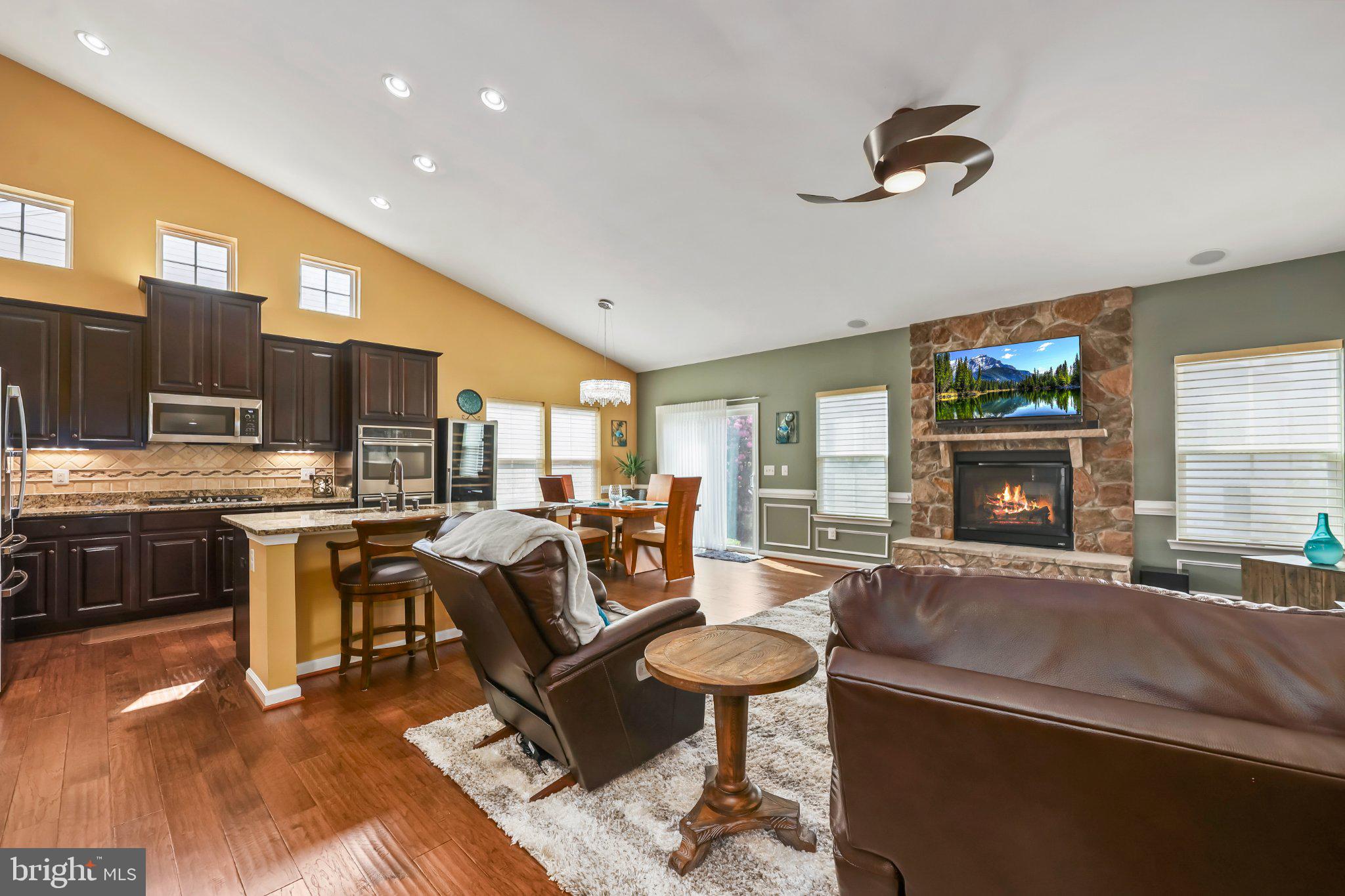 BROOKSIDE - Residential