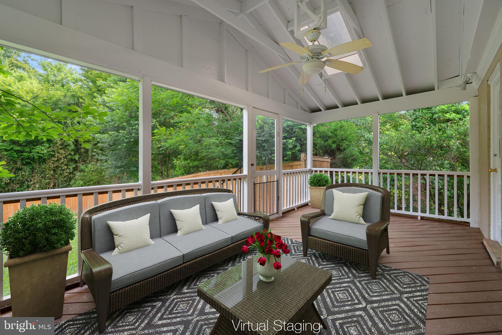 WILLIAMSBURG VILLAGE - Residential