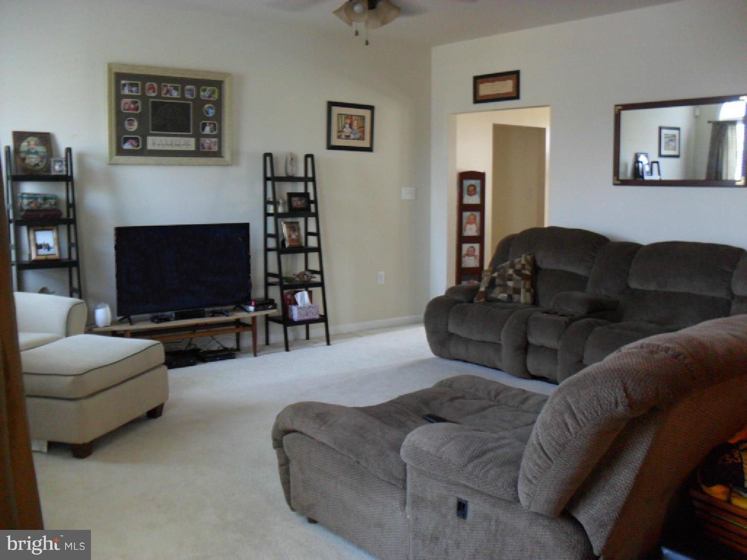 BENTWOOD ESTATES - Residential