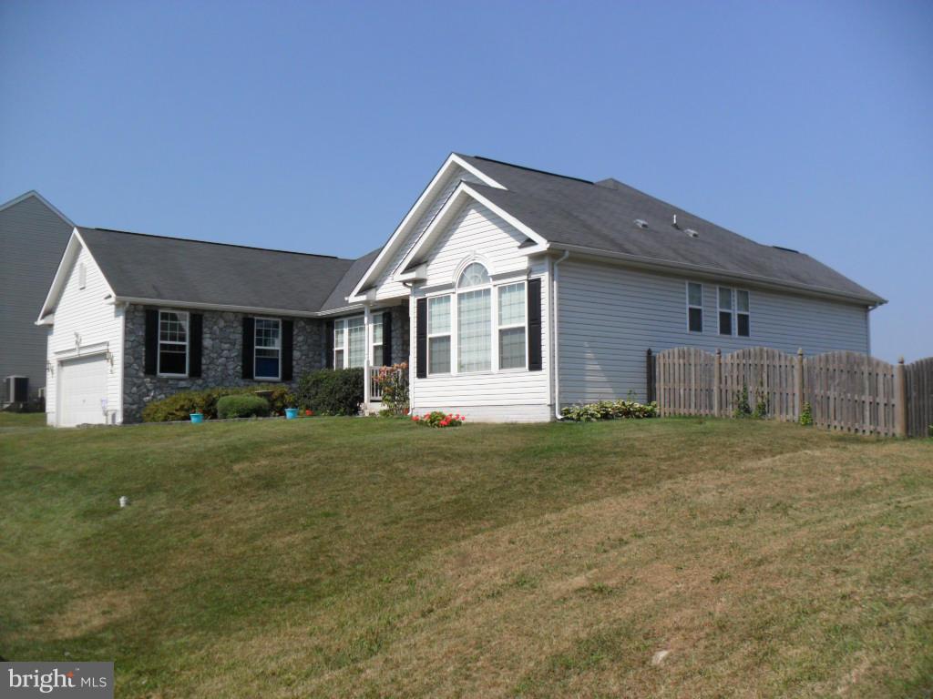 BENTWOOD ESTATES - Residential