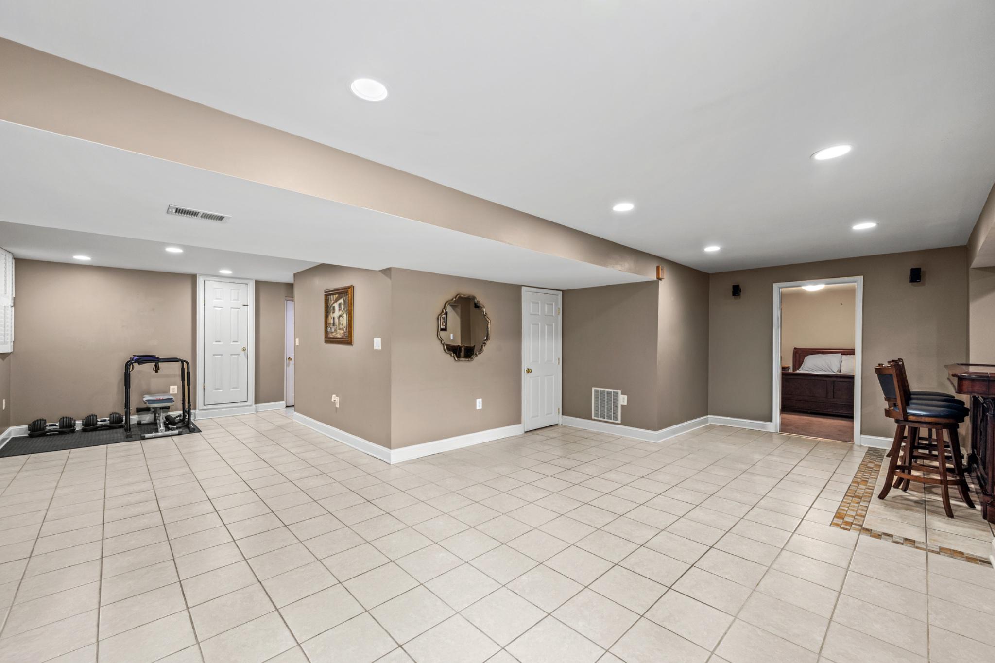 NORTH LAUREL PARK - Residential