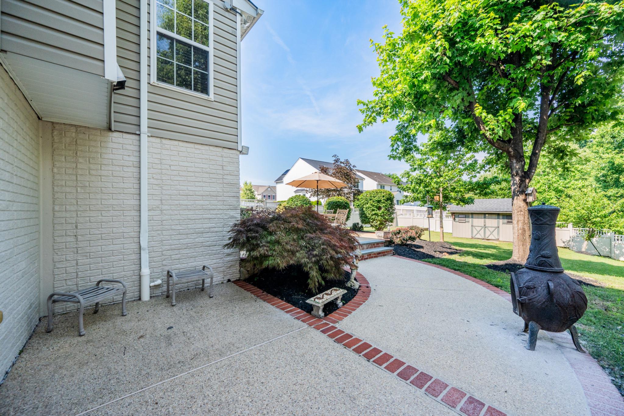 NORTH LAUREL PARK - Residential