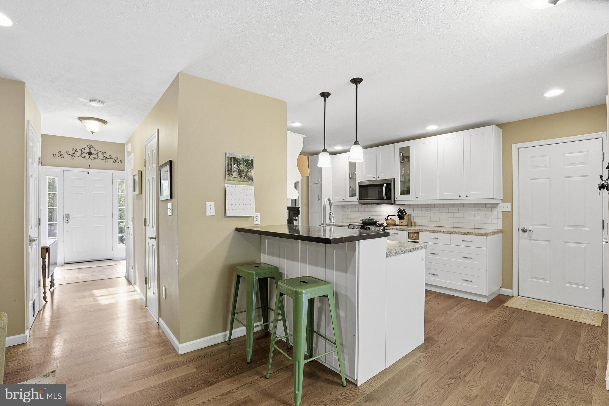 PRESIDENTIAL LAKES - Residential