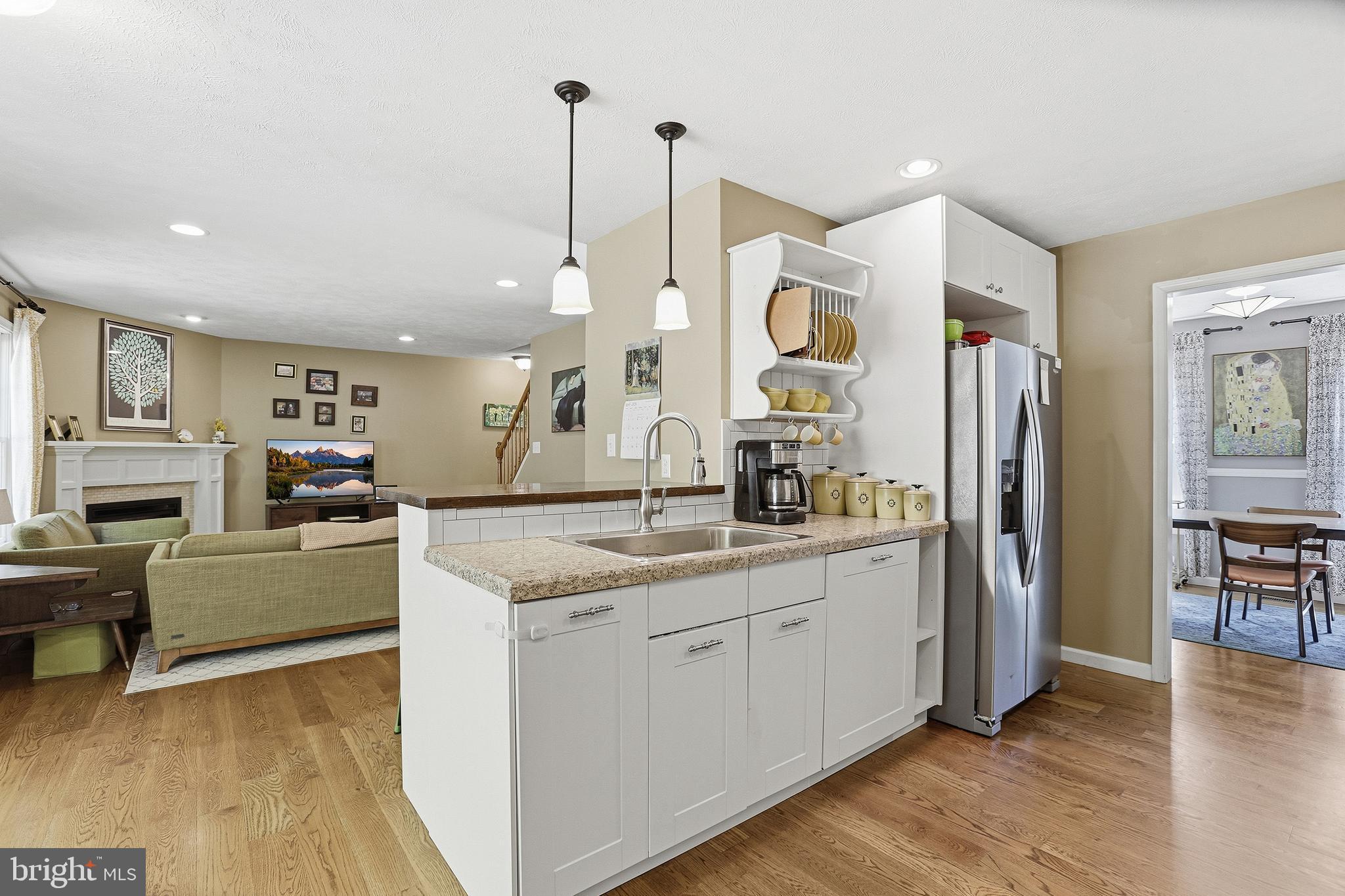 PRESIDENTIAL LAKES - Residential