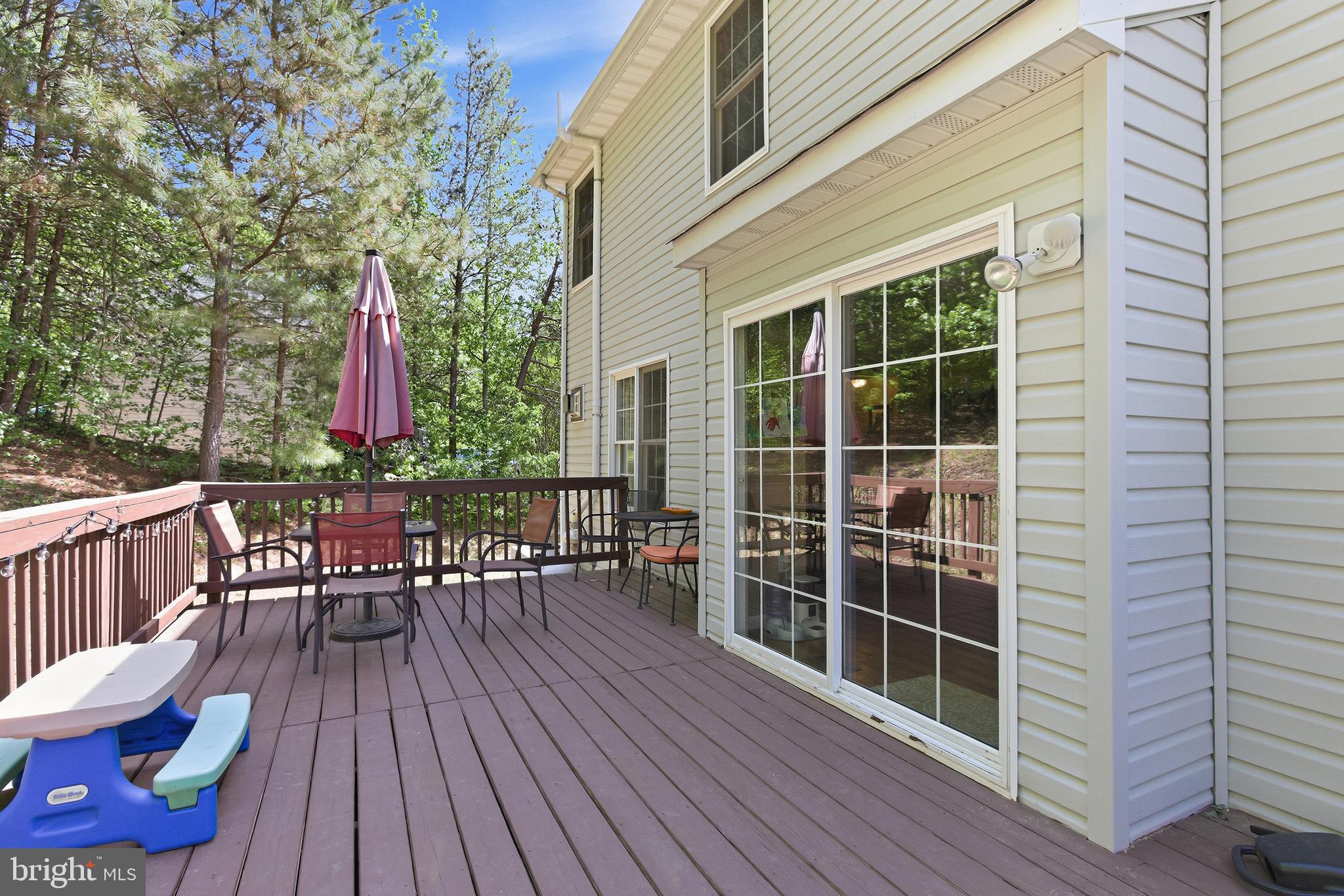 PRESIDENTIAL LAKES - Residential