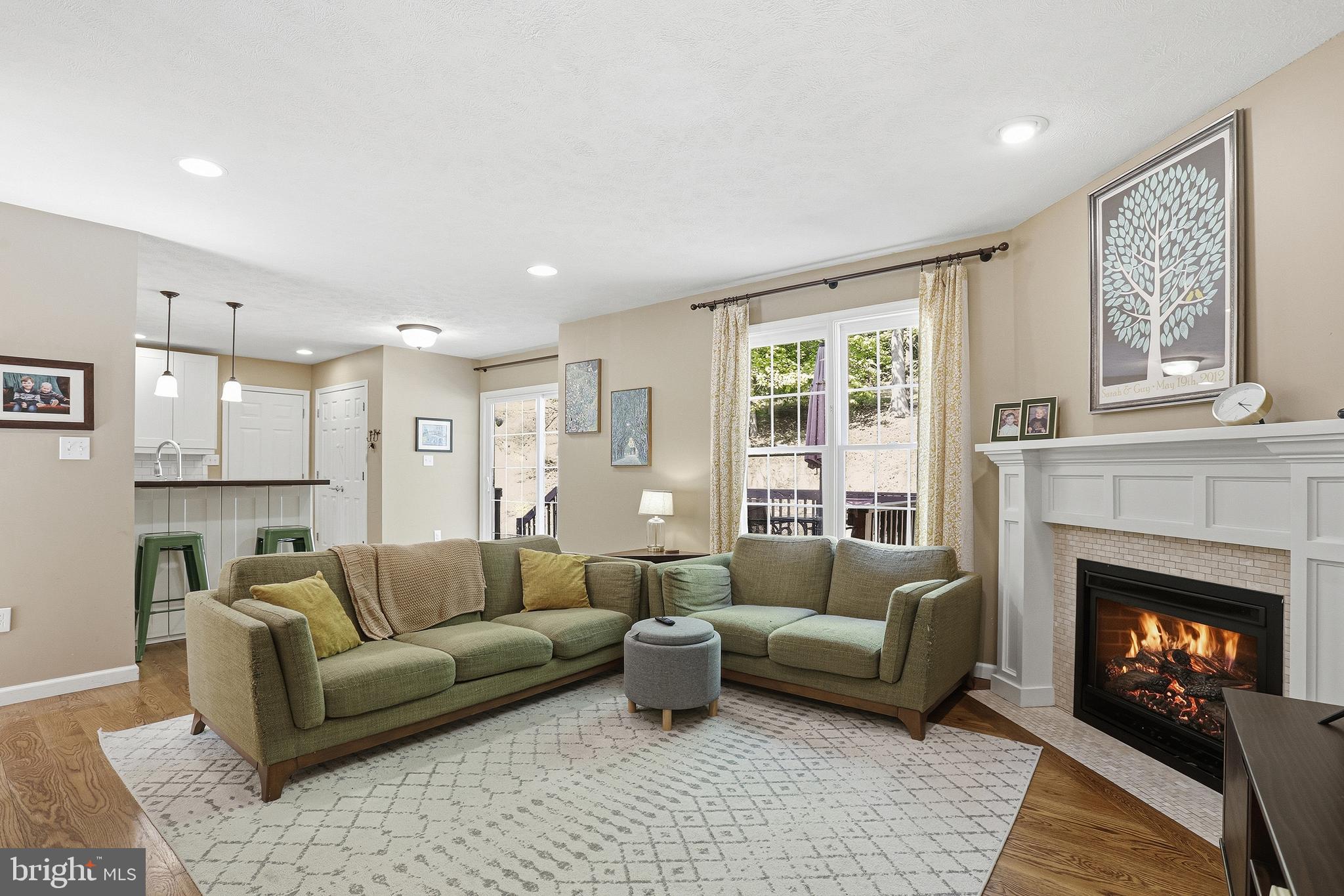 PRESIDENTIAL LAKES - Residential