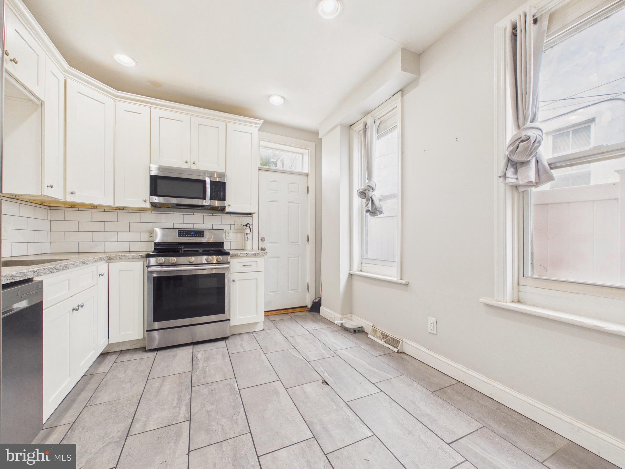 MIDTOWN - Residential
