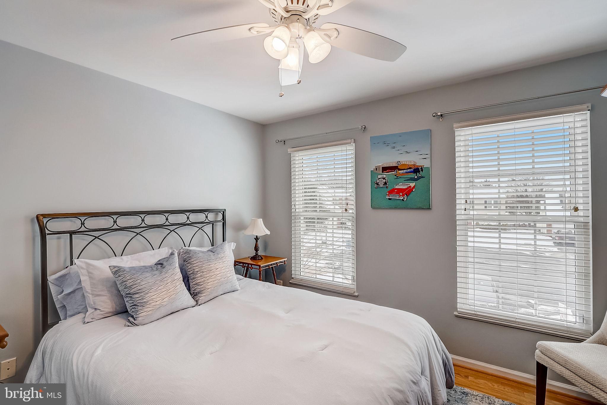 ASHBURN VILLAGE - Residential