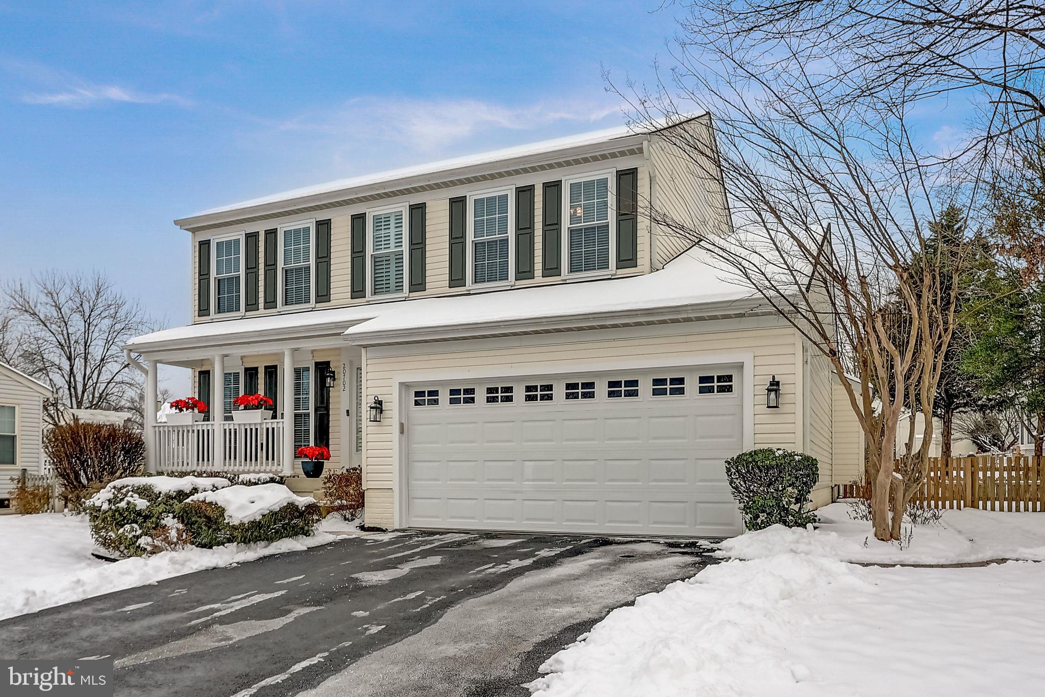 ASHBURN VILLAGE - Residential