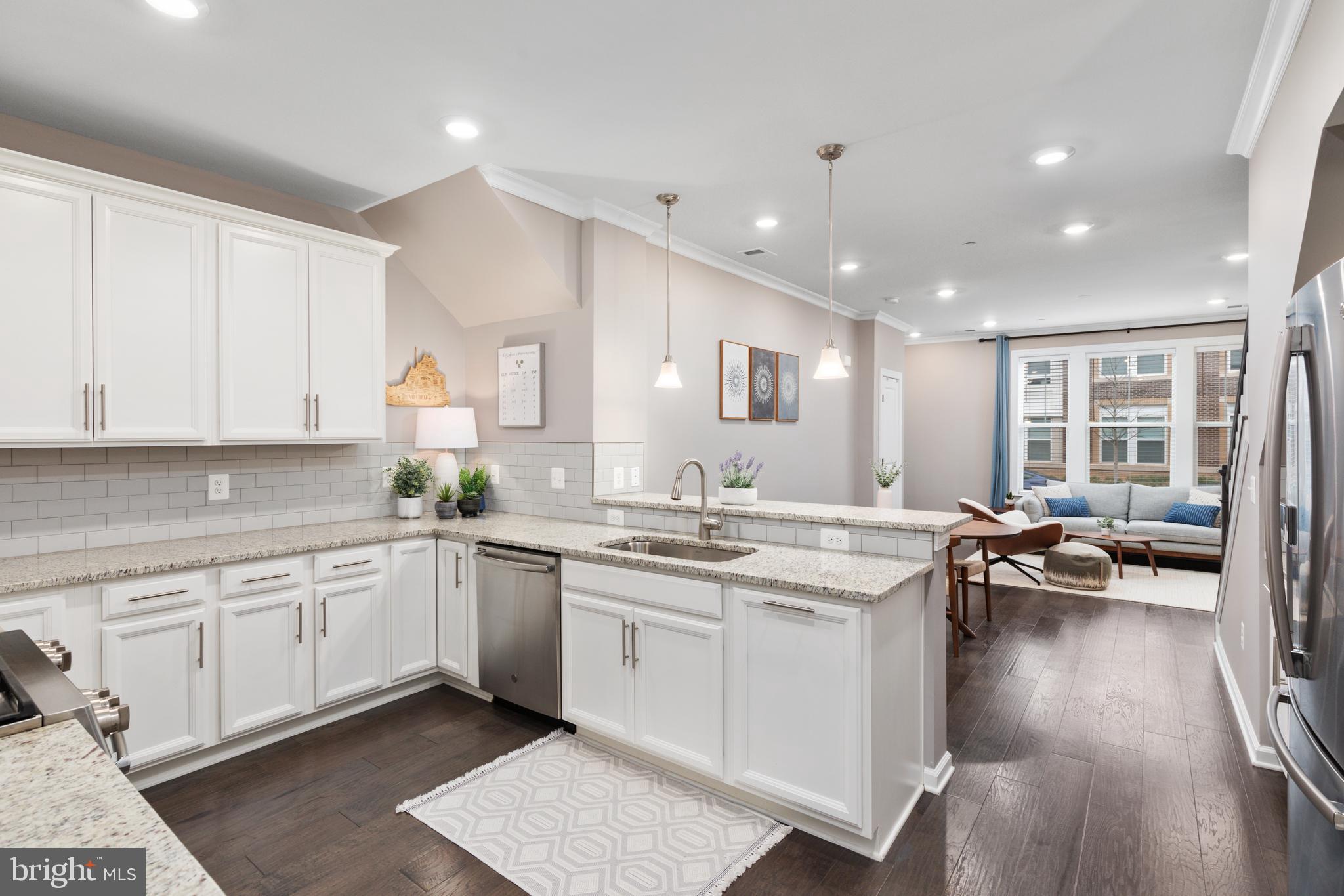 KINCORA - Residential Lease