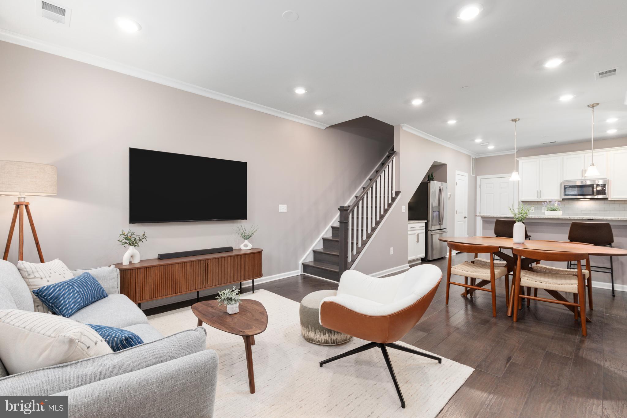 KINCORA - Residential Lease