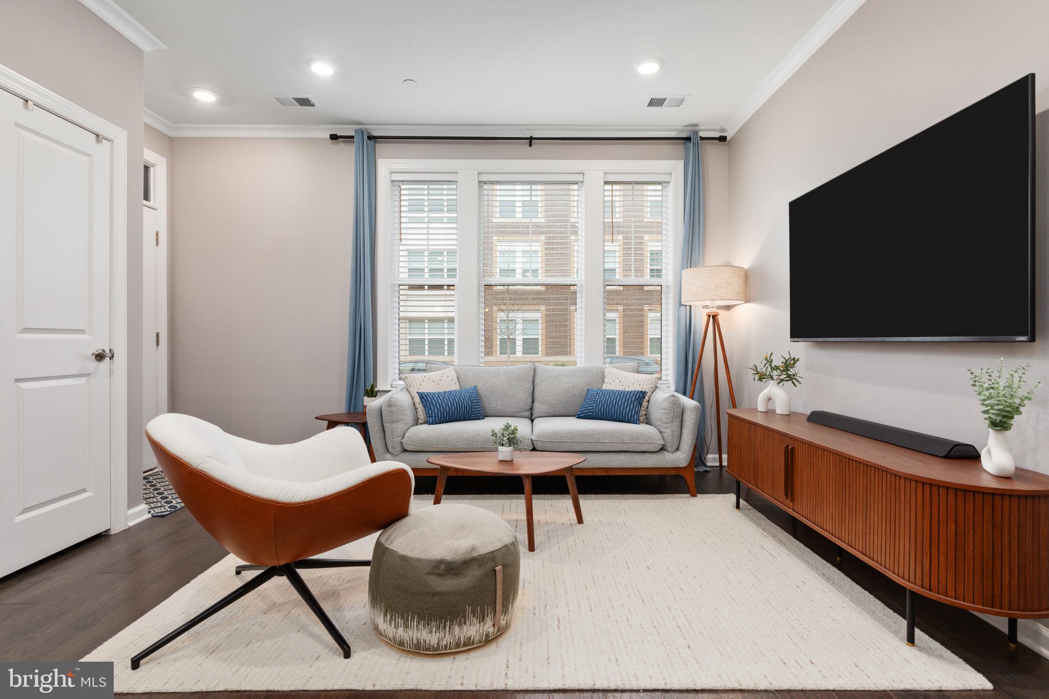 KINCORA - Residential Lease