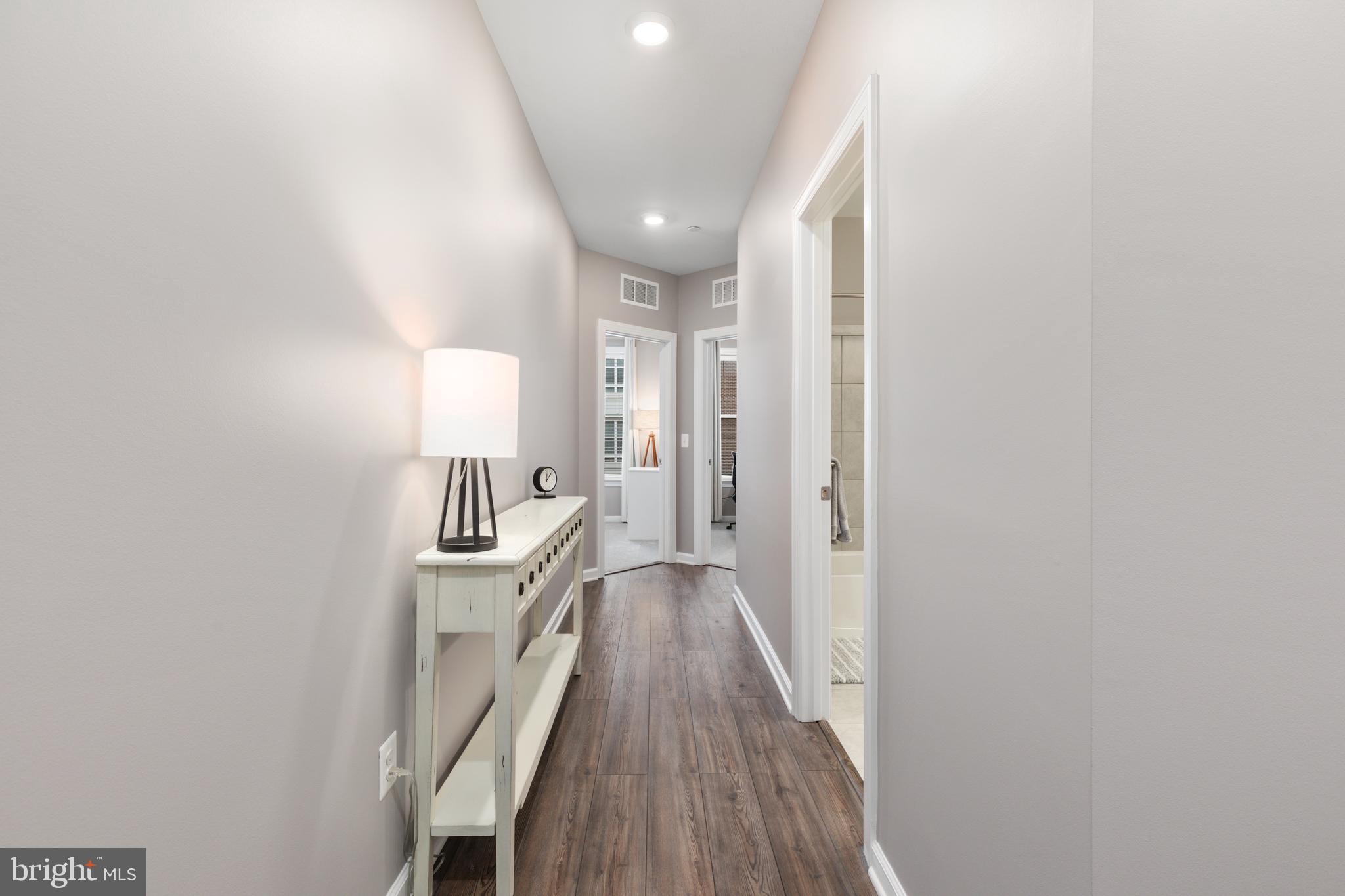 KINCORA - Residential Lease