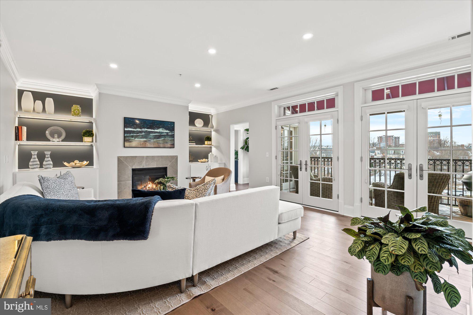 LIBERTY ROW - Residential