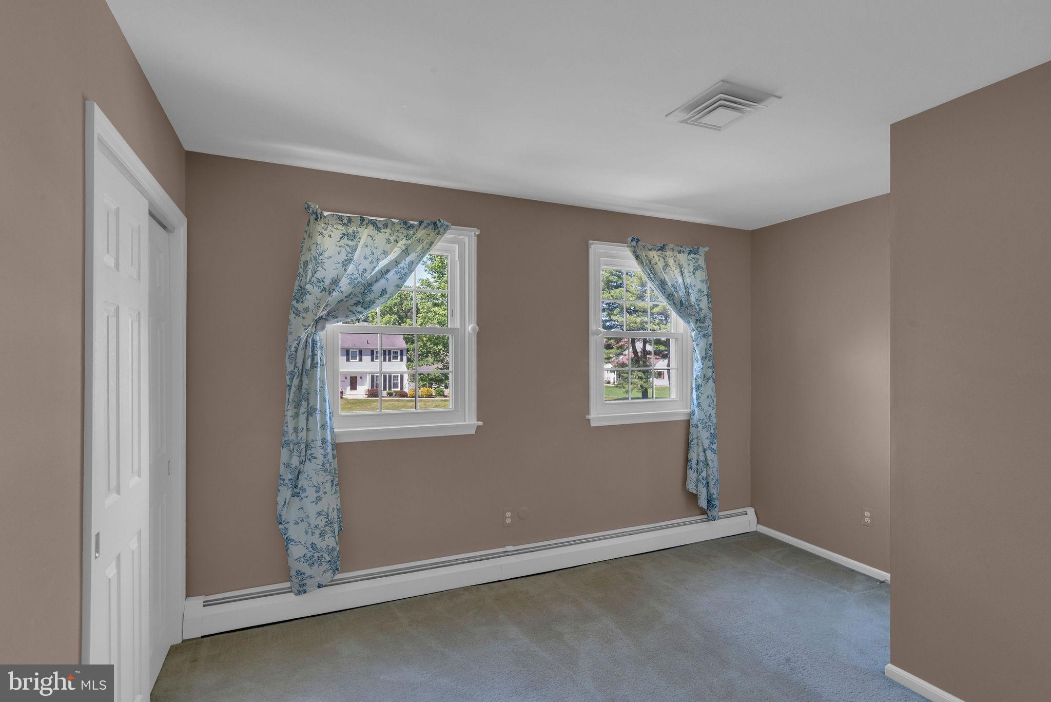WOODRIDGE - Residential
