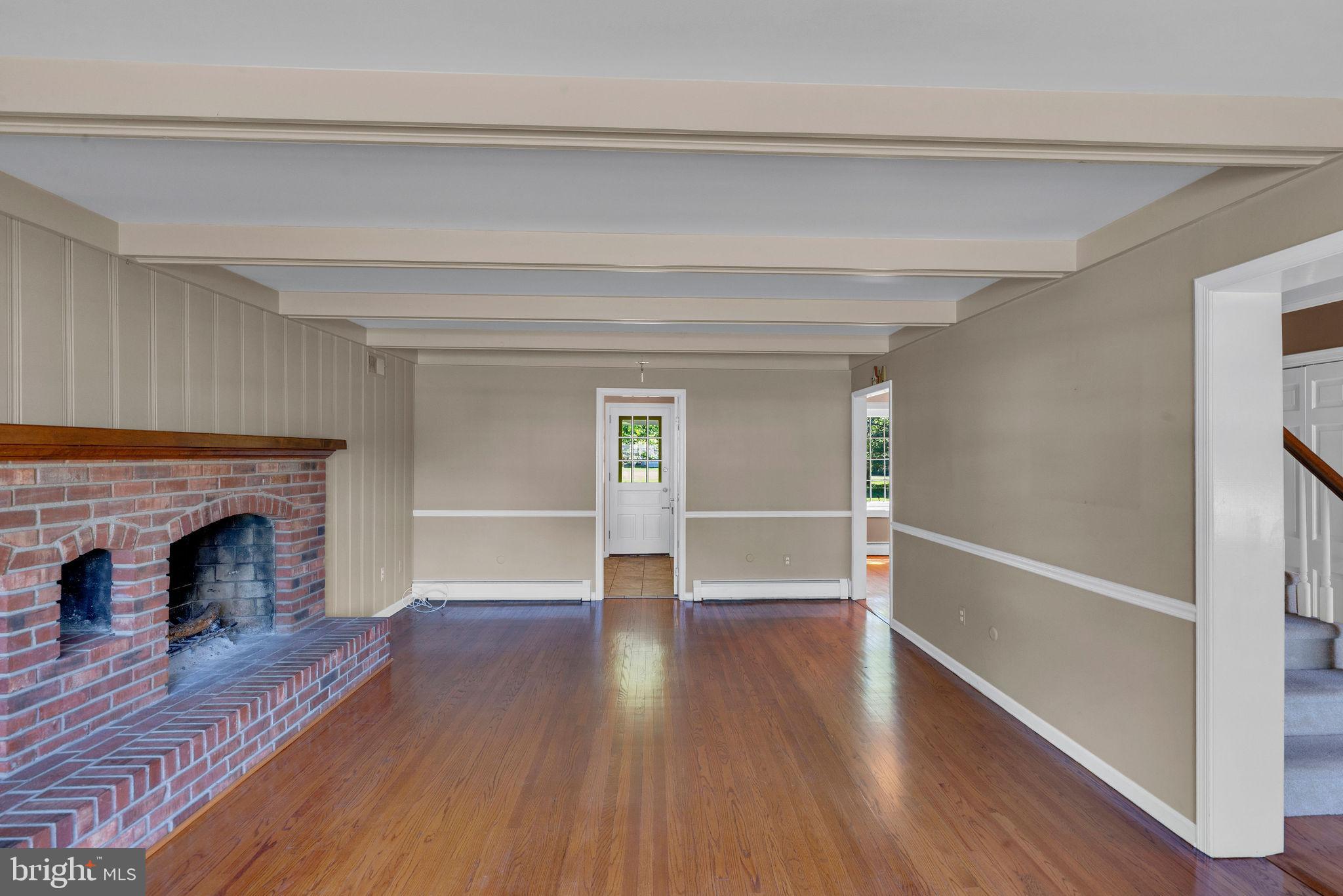 WOODRIDGE - Residential