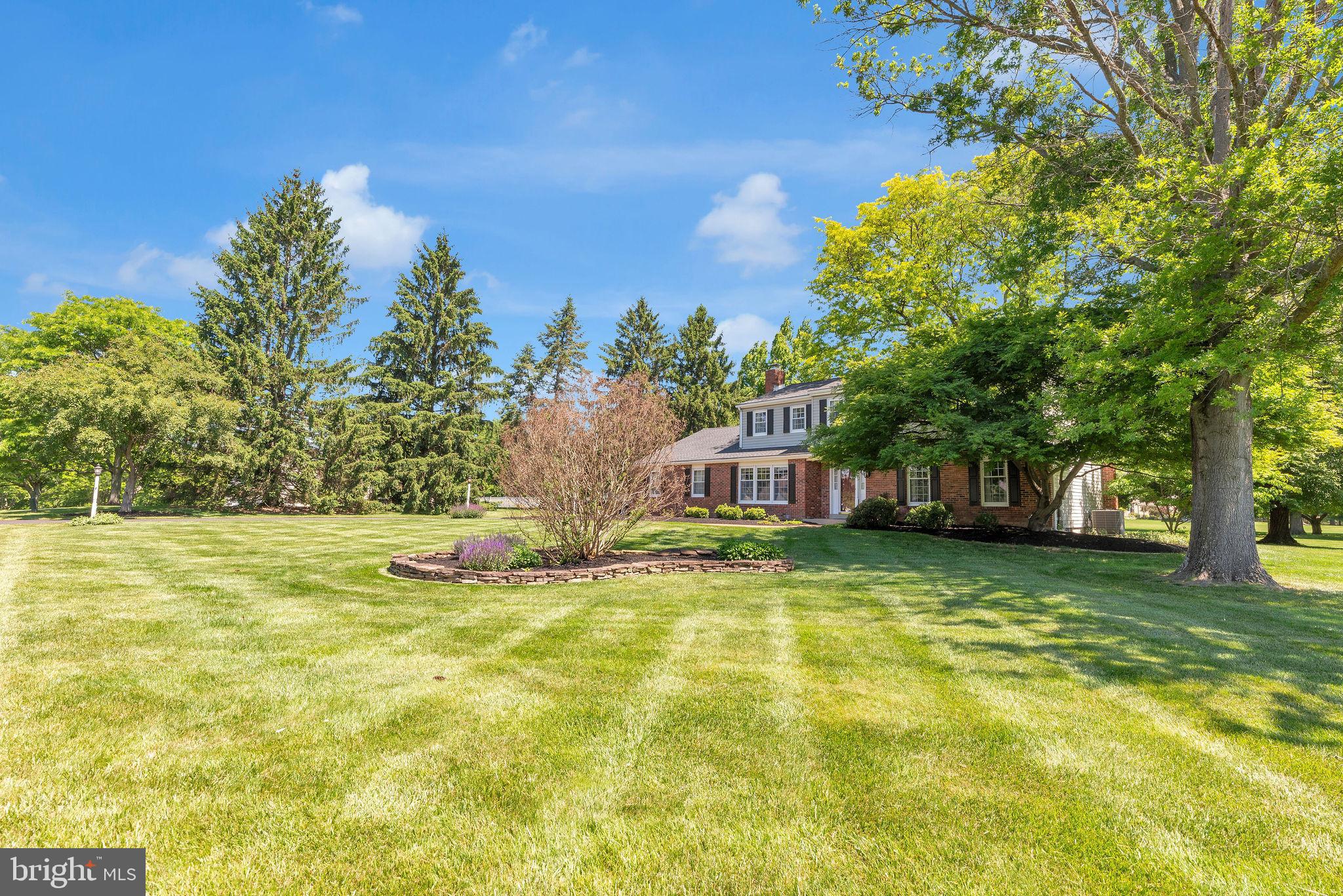 WOODRIDGE - Residential