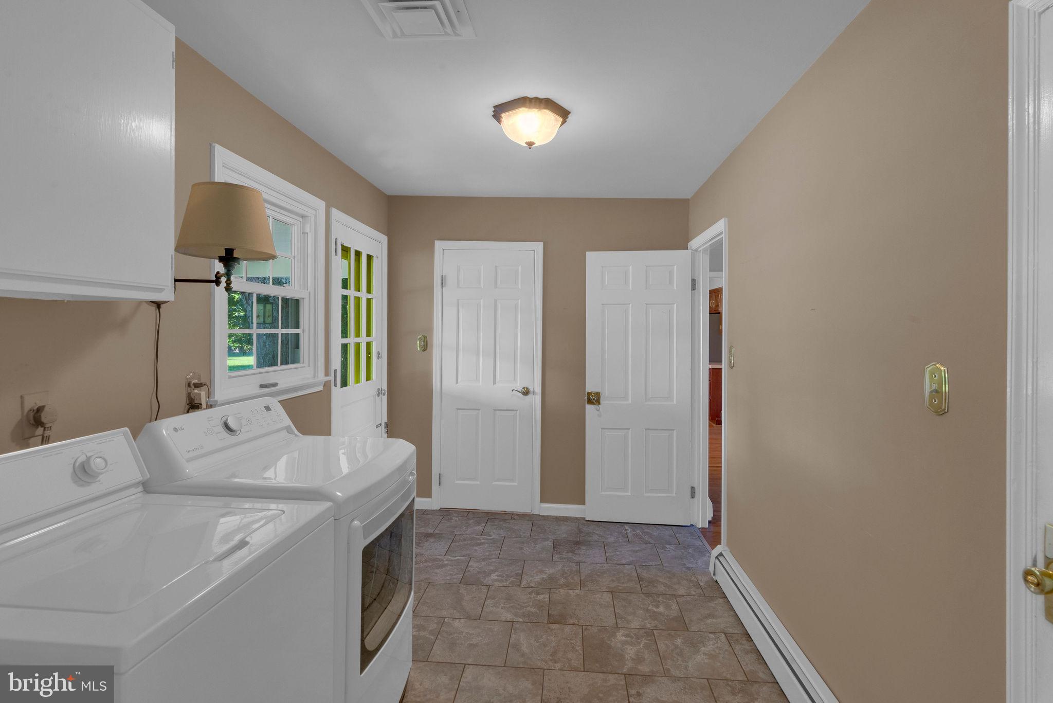 WOODRIDGE - Residential