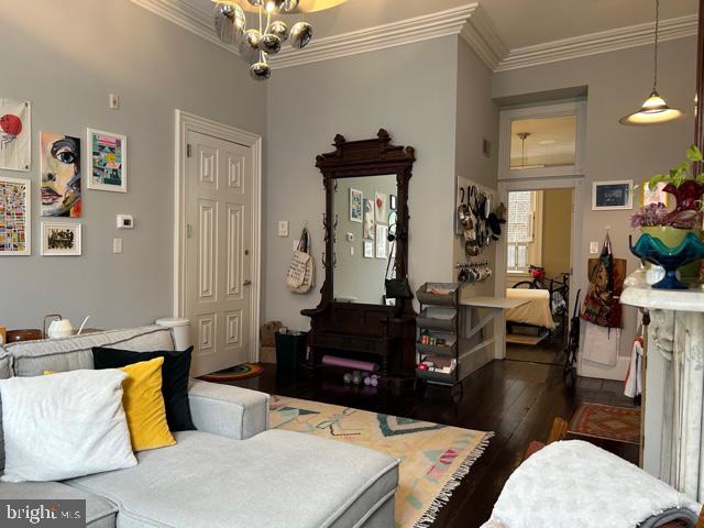 SOCIETY HILL - Residential Lease