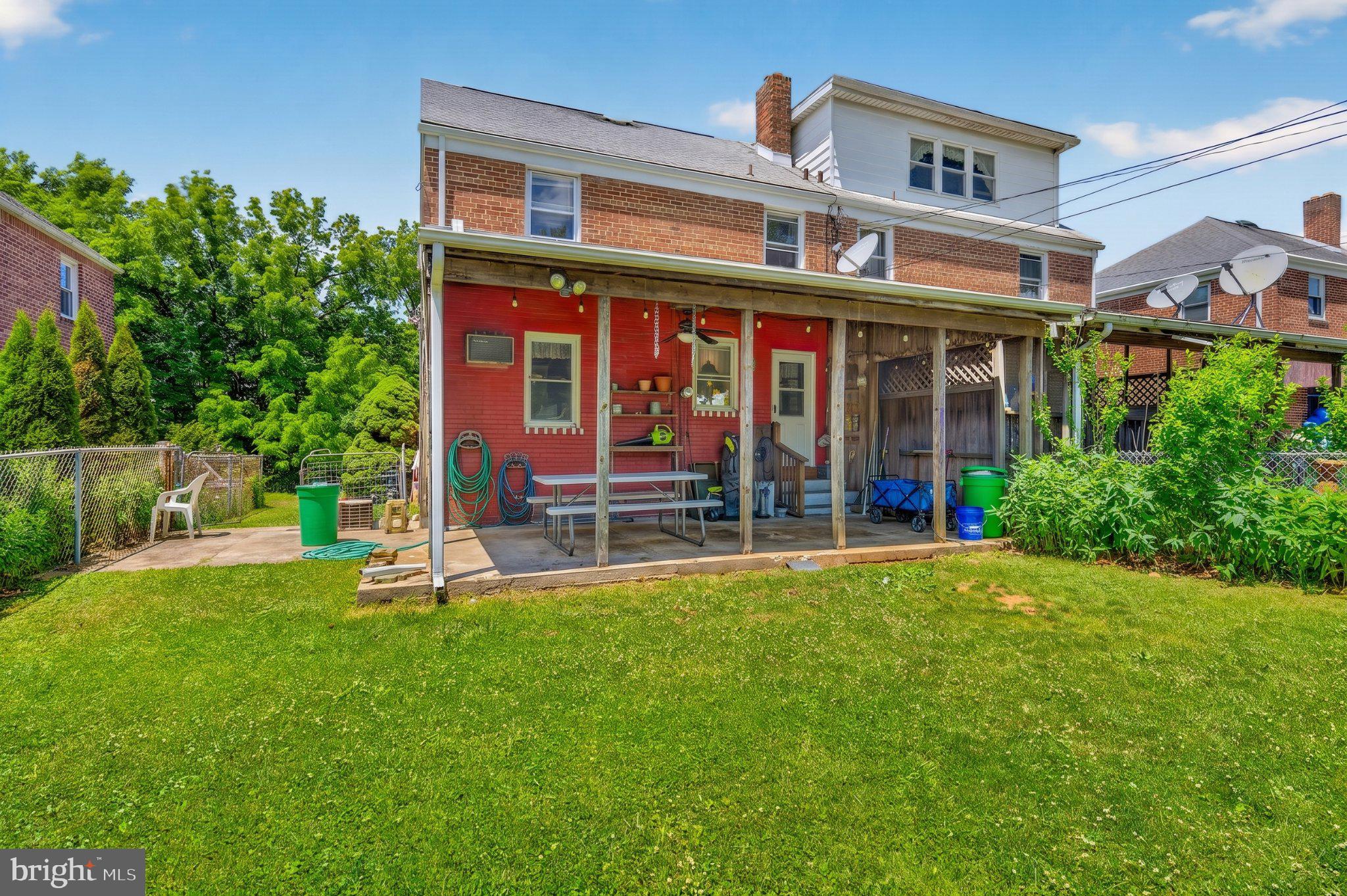 LITTLE LEHIGH MANOR - Residential