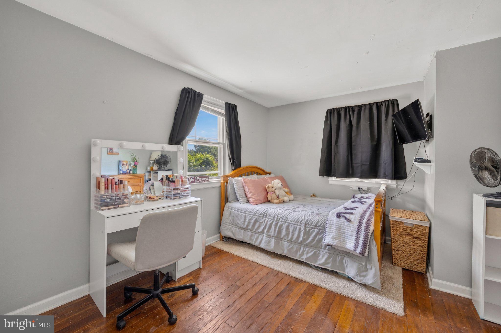 LITTLE LEHIGH MANOR - Residential