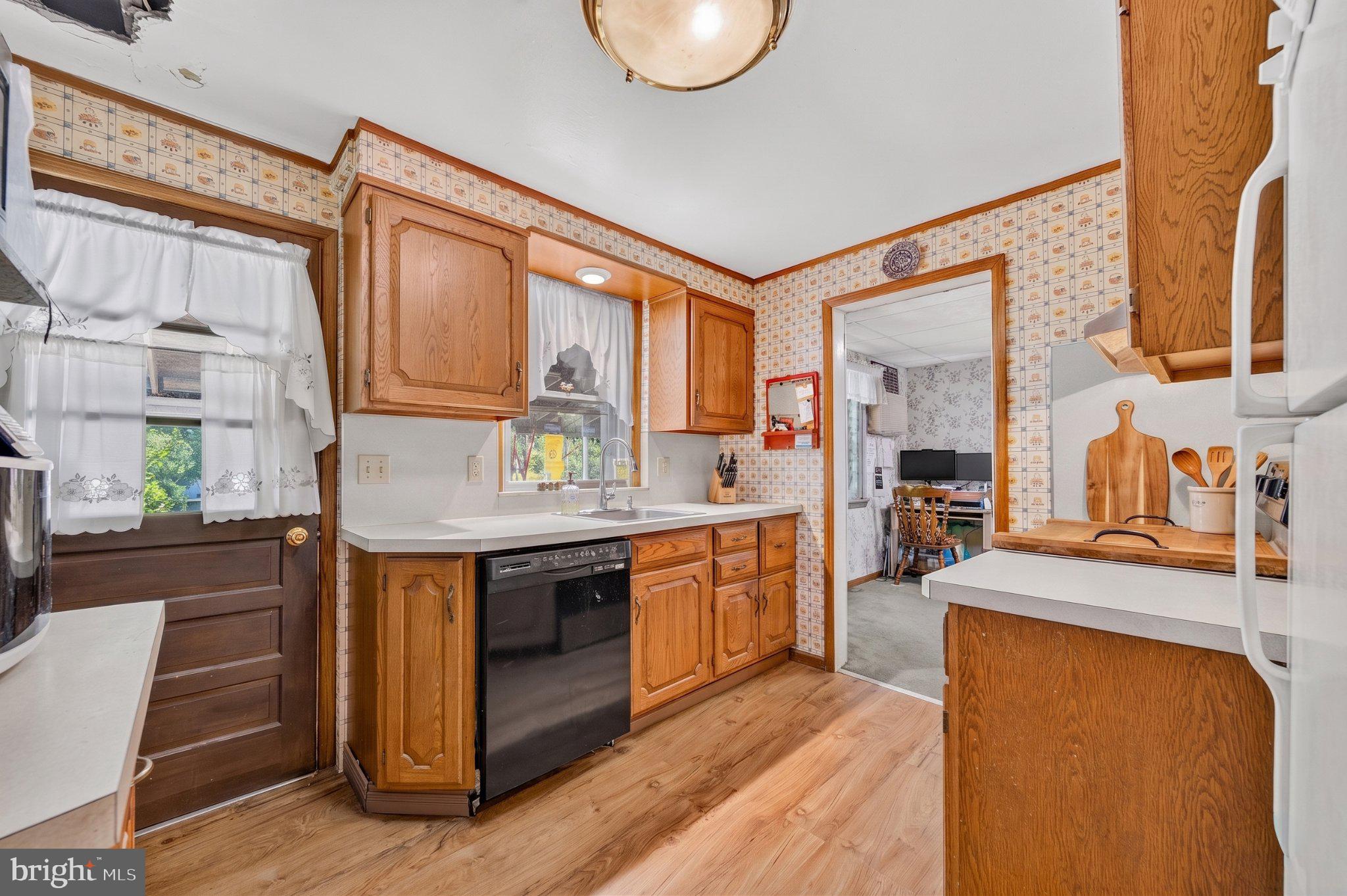 LITTLE LEHIGH MANOR - Residential
