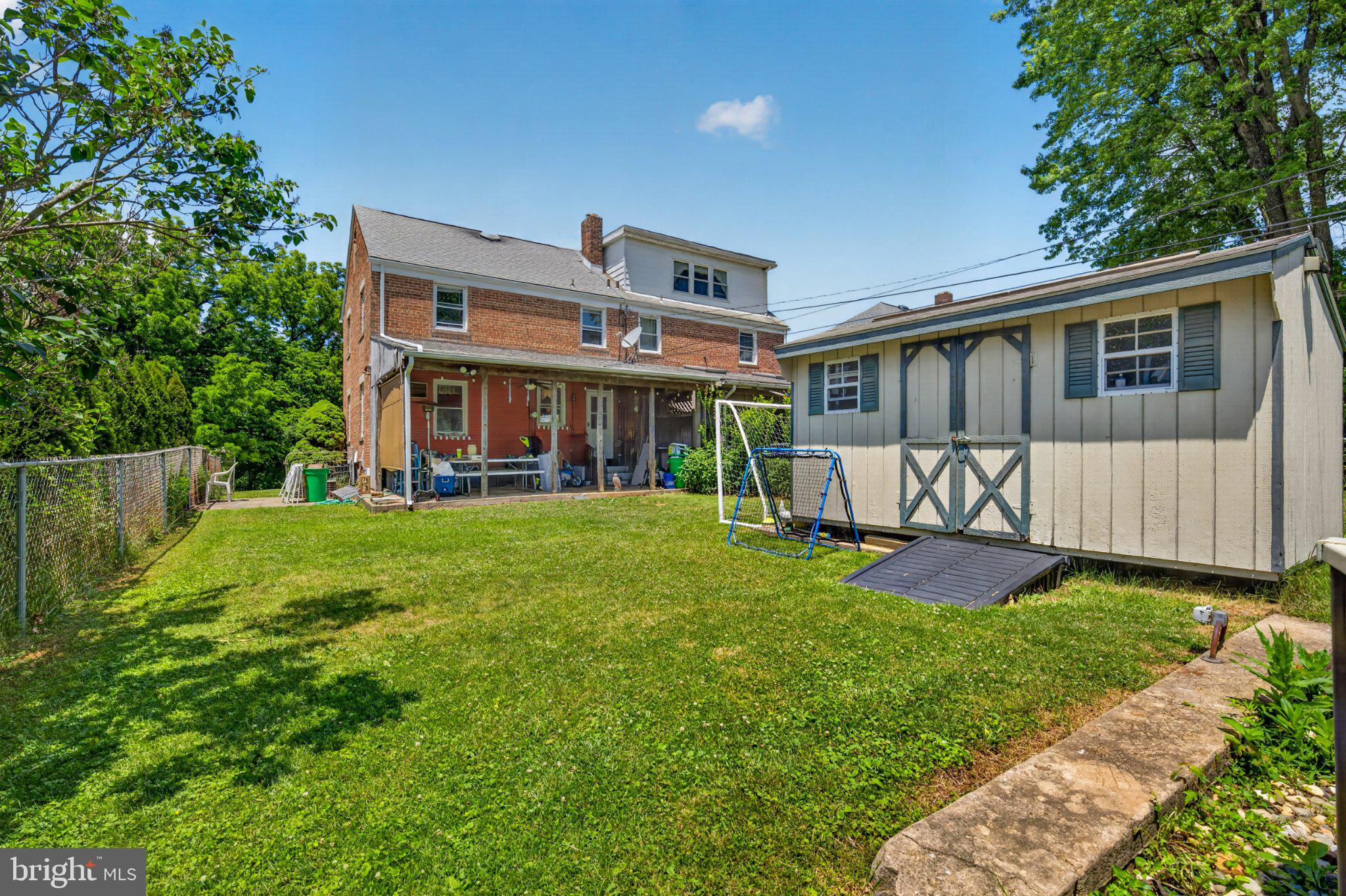 LITTLE LEHIGH MANOR - Residential