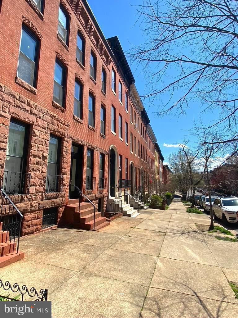 BOLTON HILL HISTORIC DISTRICT - Residential Lease