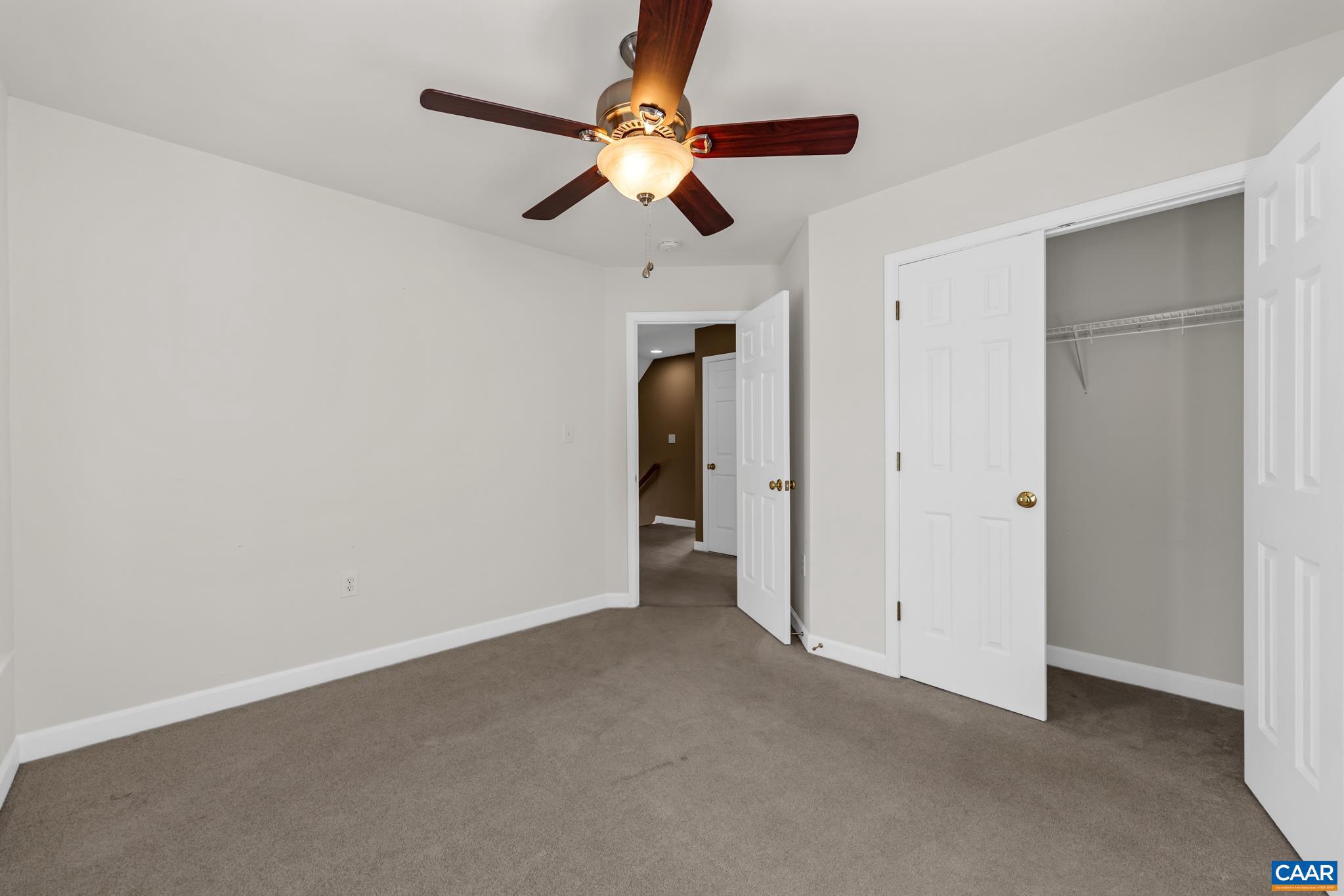 SPRING CREEK - Residential