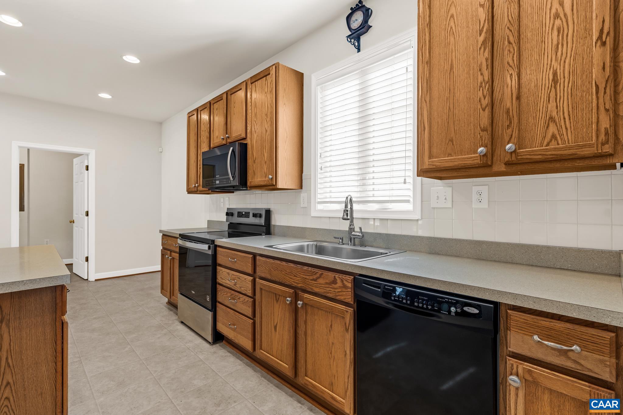 SPRING CREEK - Residential