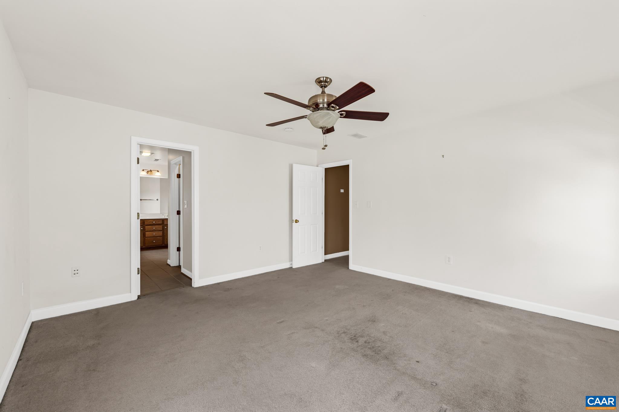 SPRING CREEK - Residential