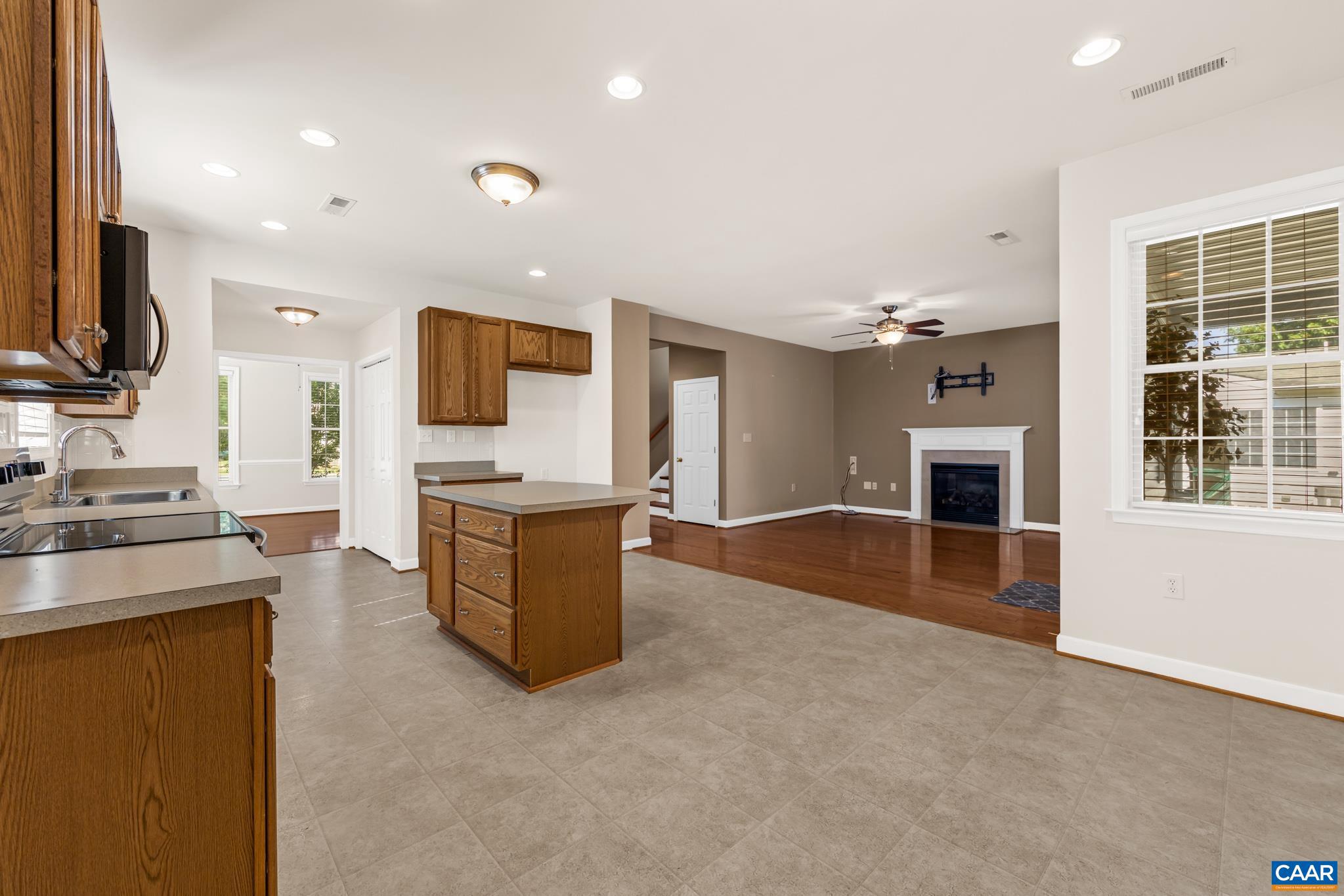SPRING CREEK - Residential