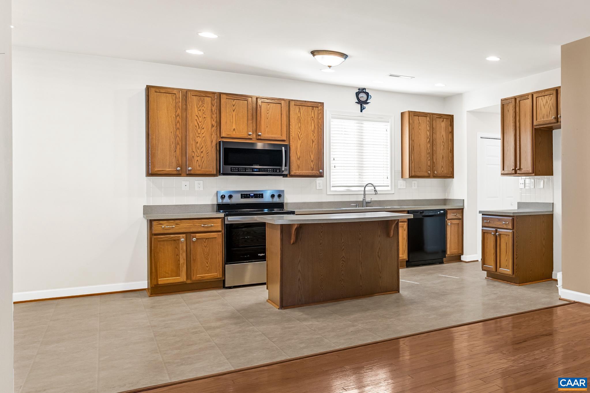 SPRING CREEK - Residential